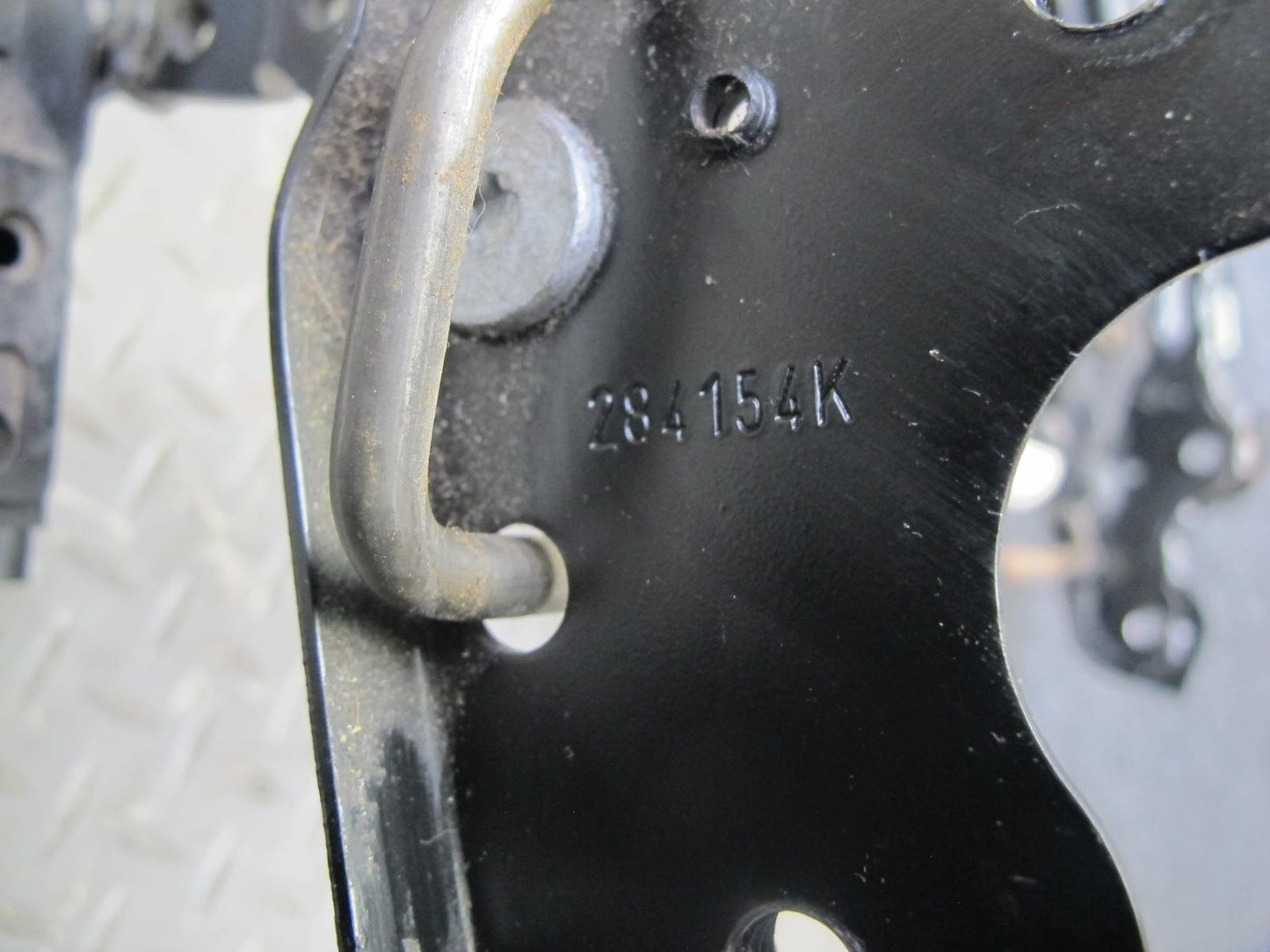 05-08 Mercedes R171 Slk-class Front Right Seat Track w Motors & Module Assy OEM