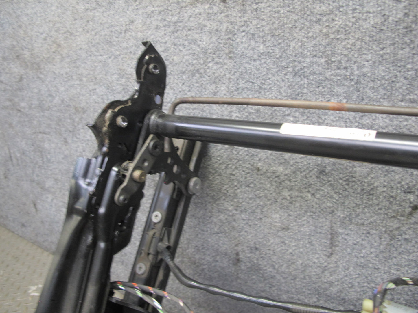 05-08 Mercedes R171 Slk-class Front Right Seat Track w Motors & Module Assy OEM