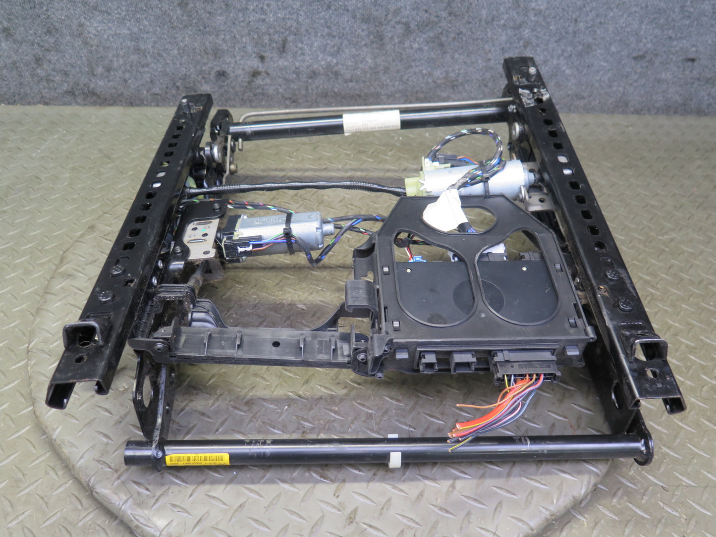 05-08 Mercedes R171 Slk-class Front Left Seat Track w Motors & Module Assy OEM