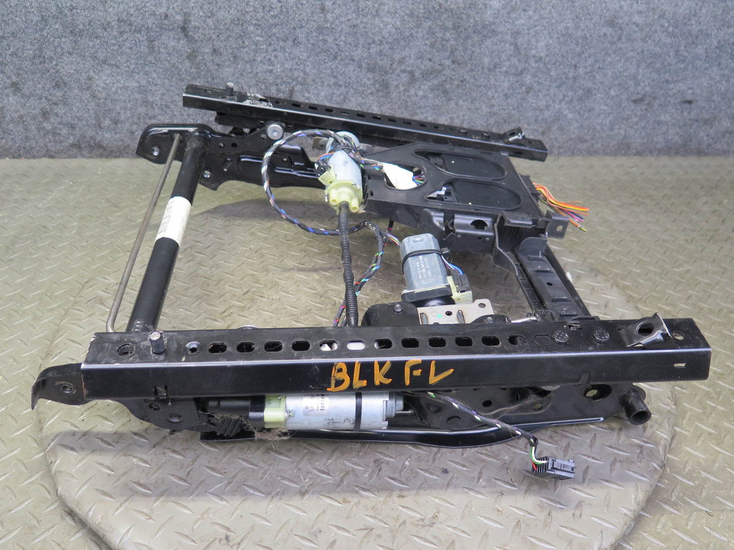 05-08 Mercedes R171 Slk-class Front Left Seat Track w Motors & Module Assy OEM