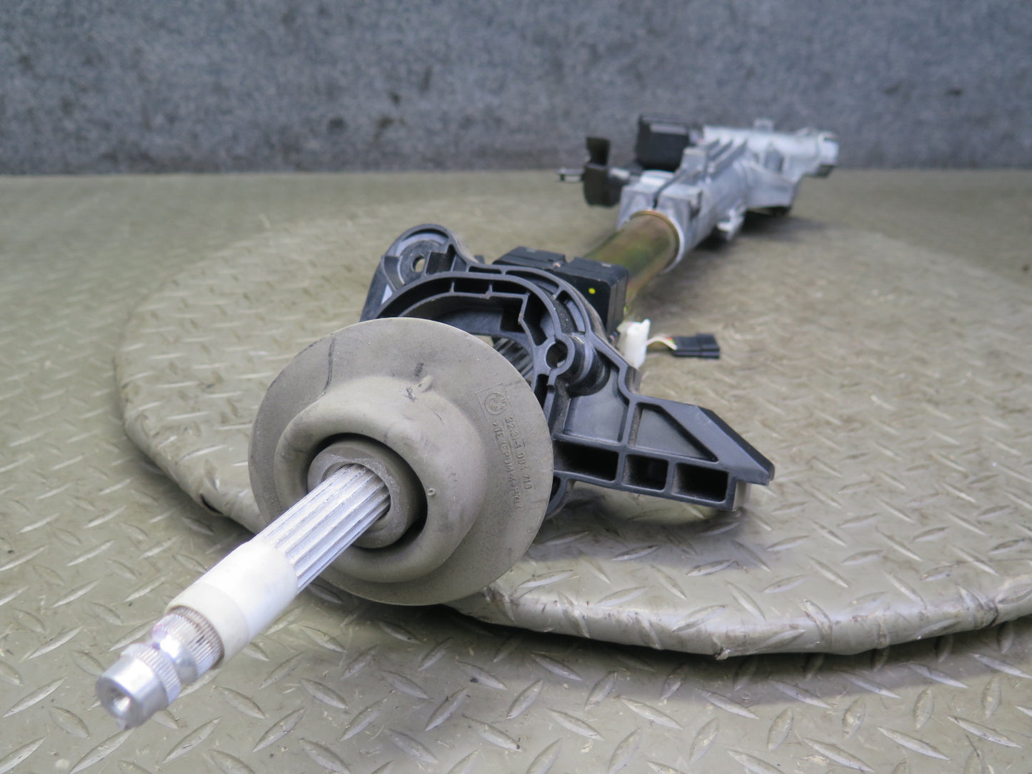 01-06 BMW E46 330ci M/T Steering Column 77K Miles OEM