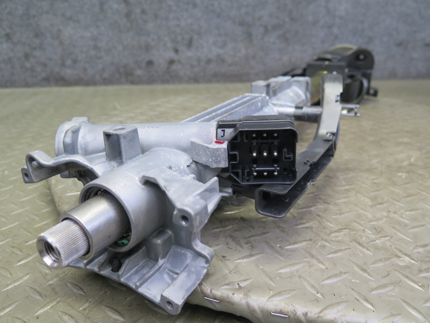 01-06 BMW E46 330ci M/T Steering Column 77K Miles OEM