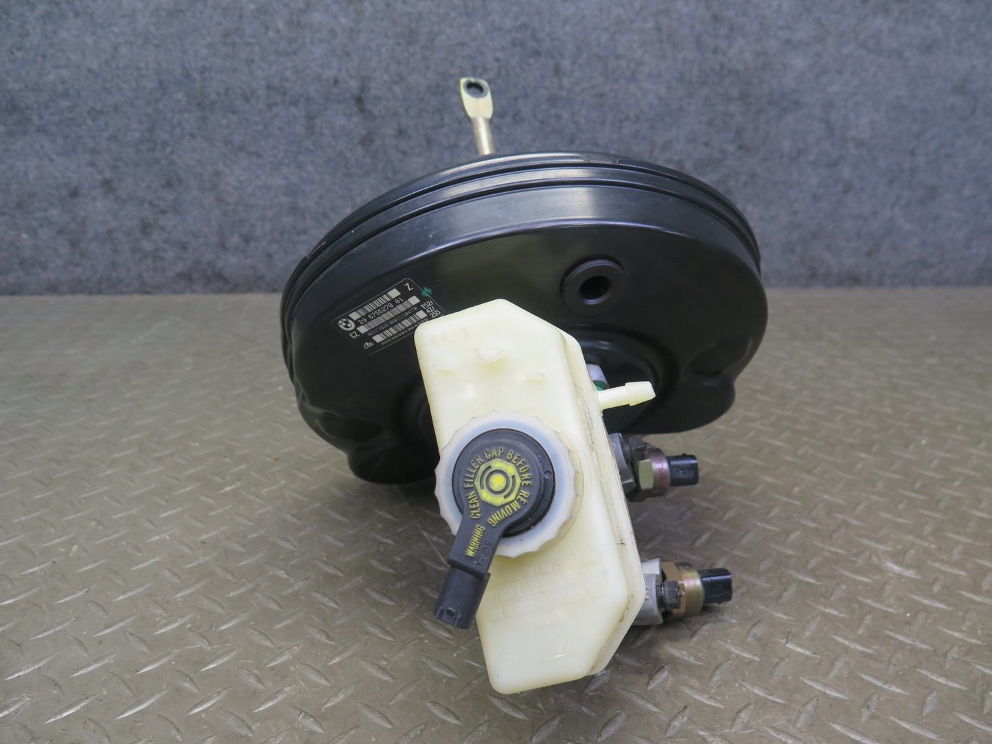 01-06 BMW E46 330ci Brake Master Cylinder Booster Fluid Reservoir 77K Miles OEM