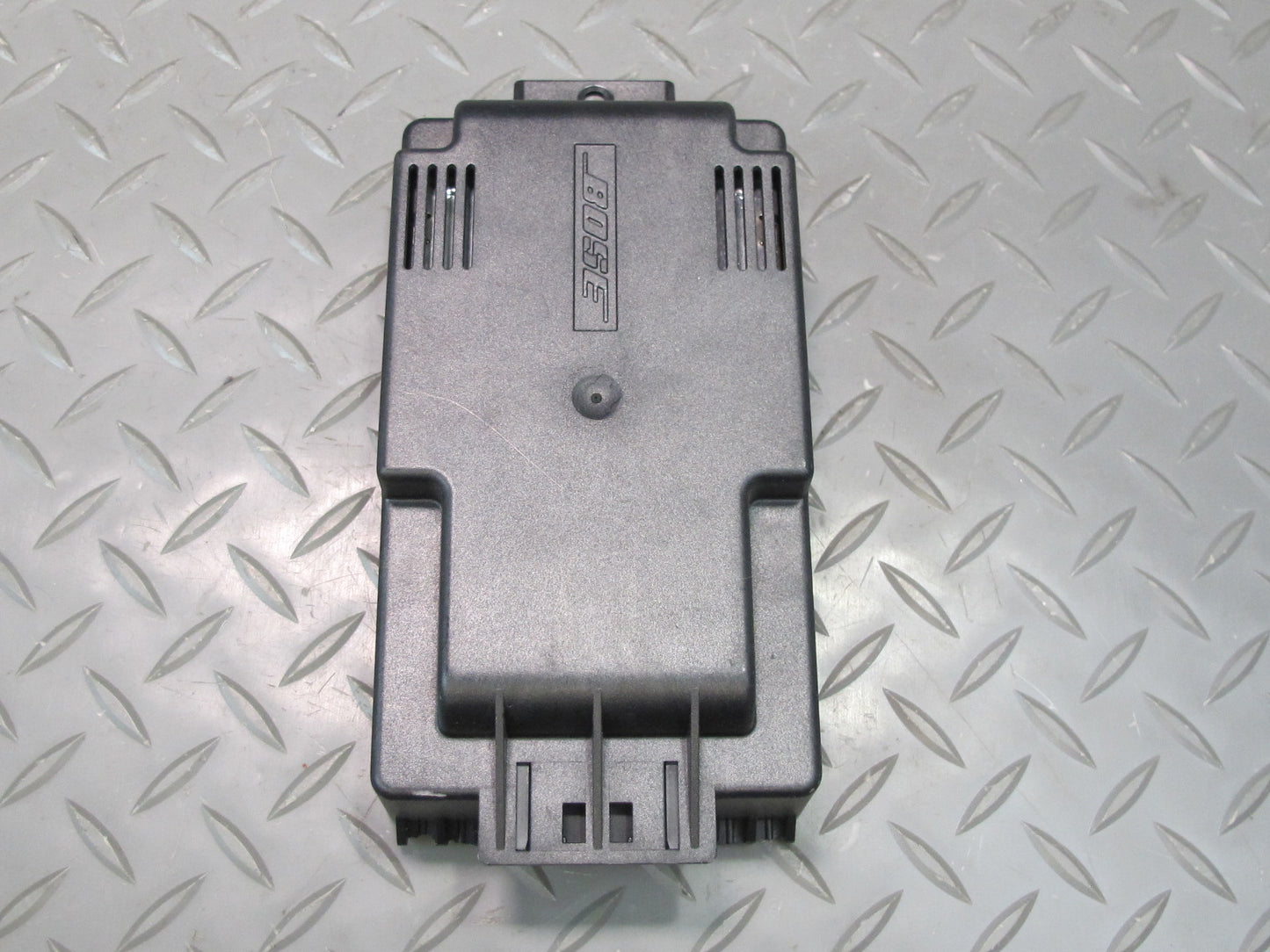 2002 Porsche 911 Carrera 996 Bose Additional Audio Amplifier AMP 99664534100