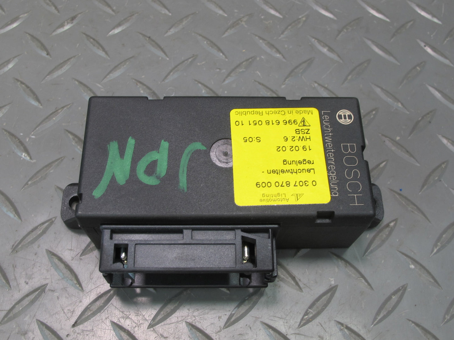 2002-2005 Porsche 911 Carrera 996 Headlight Level Control Module Unit