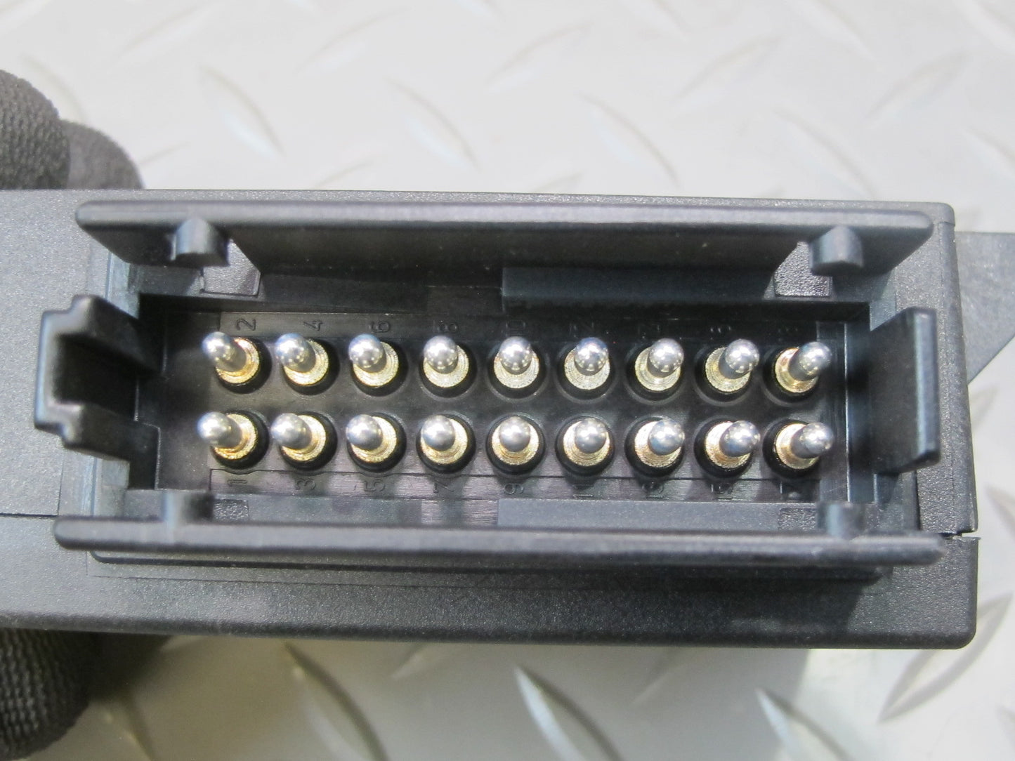 2002-2005 Porsche 911 Carrera 996 Headlight Level Control Module Unit