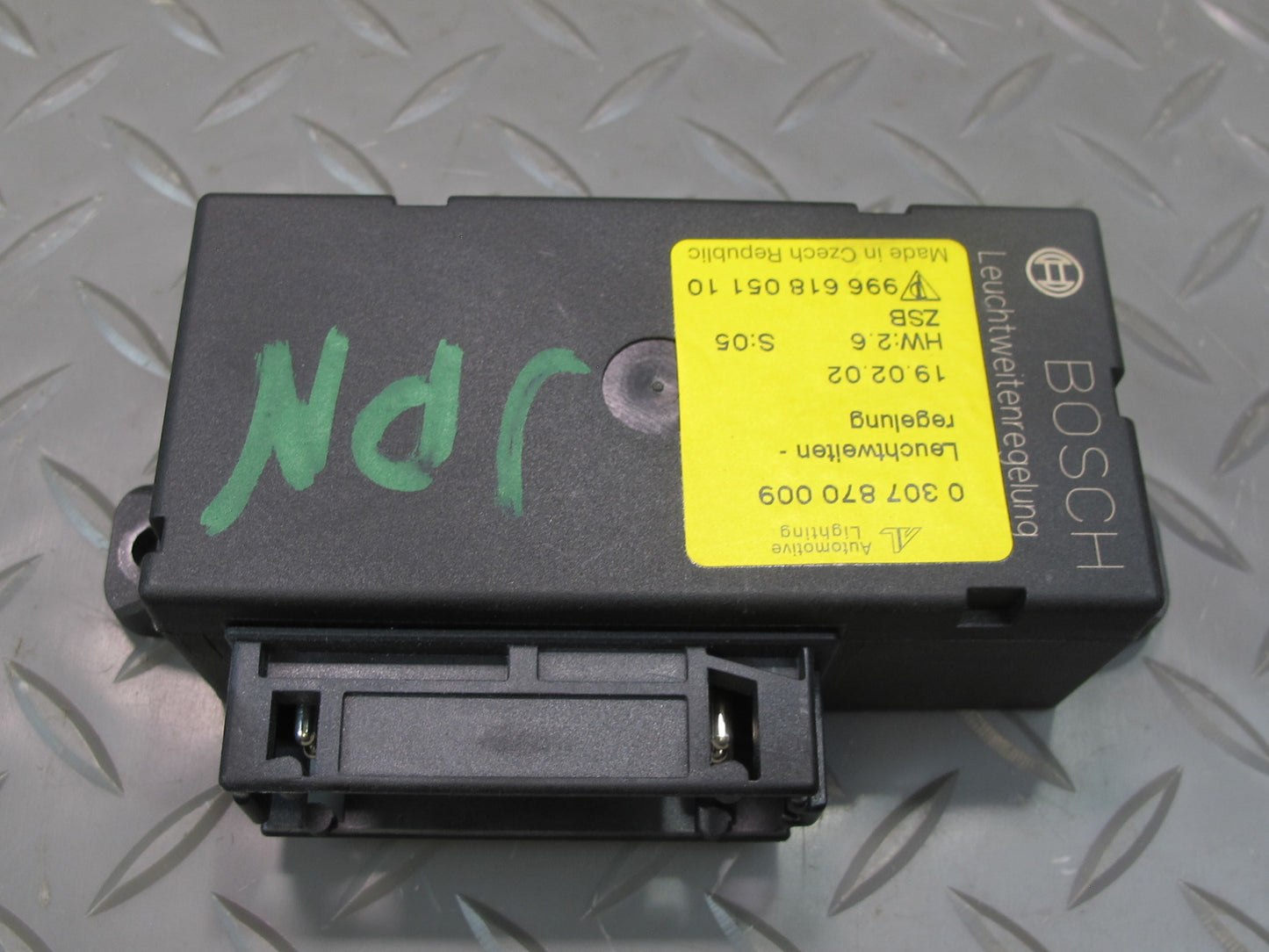 2002-2005 Porsche 911 Carrera 996 Headlight Level Control Module Unit