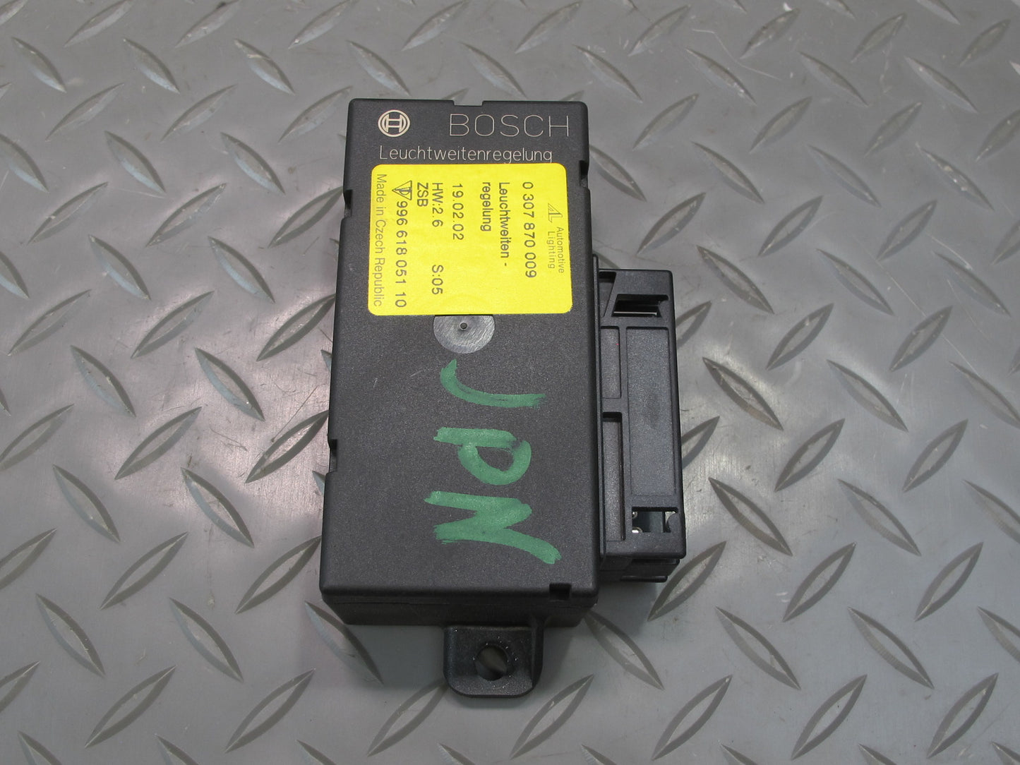 2002-2005 Porsche 911 Carrera 996 Headlight Level Control Module Unit