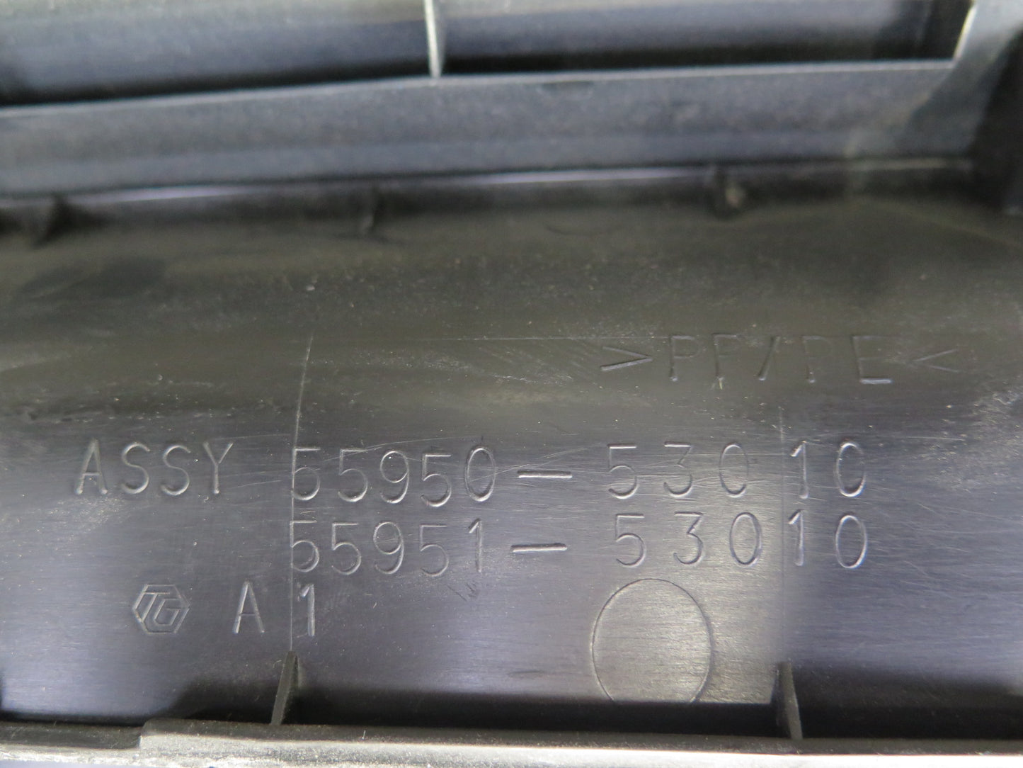 2001 Lexus JCE10L IS300 Dashboard Dash Instrument Trim Panel Cover Black OEM