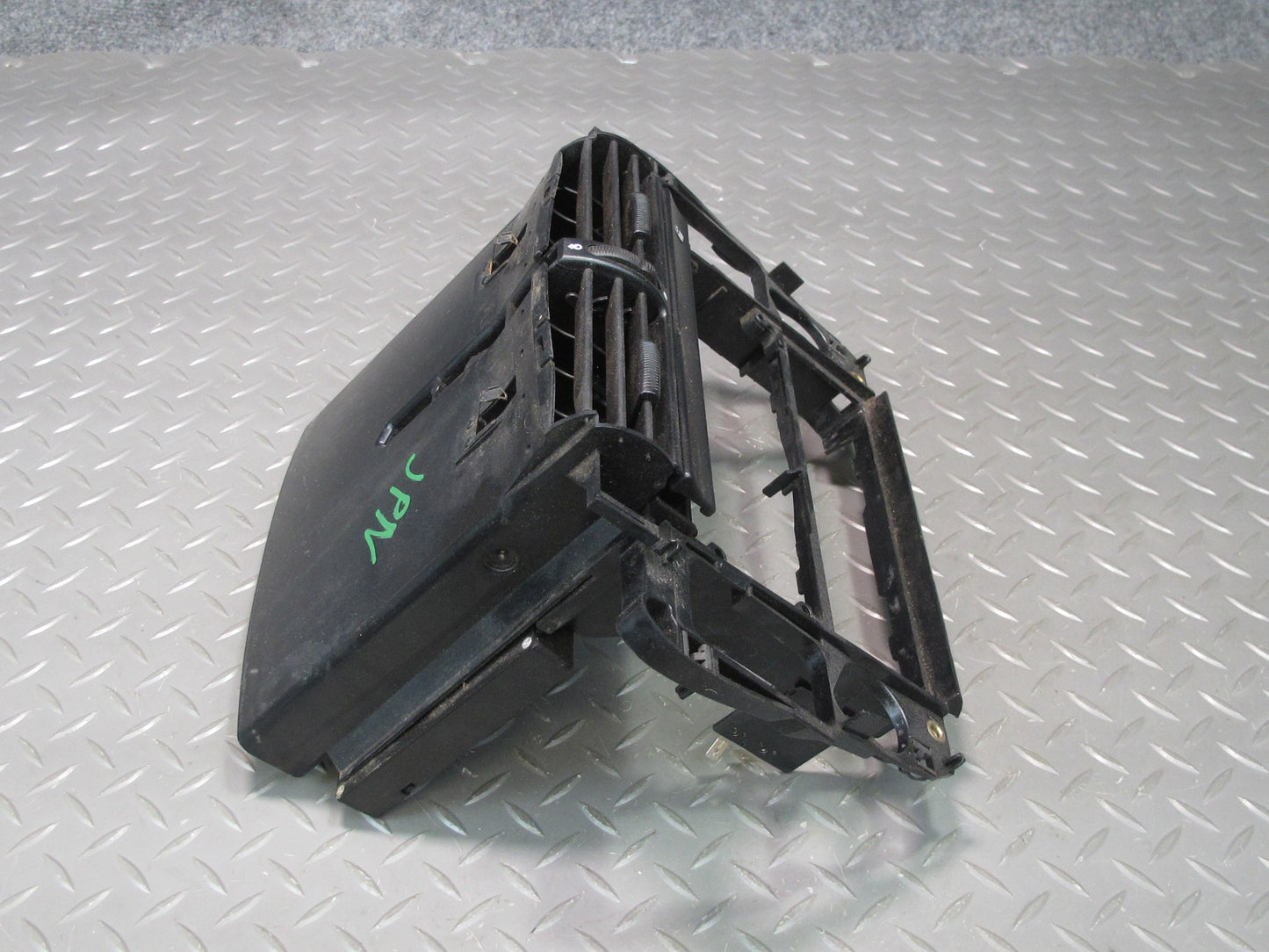 2003-2005 Porsche 911 996 Dash Center Air Vent w Support Frame Bracket