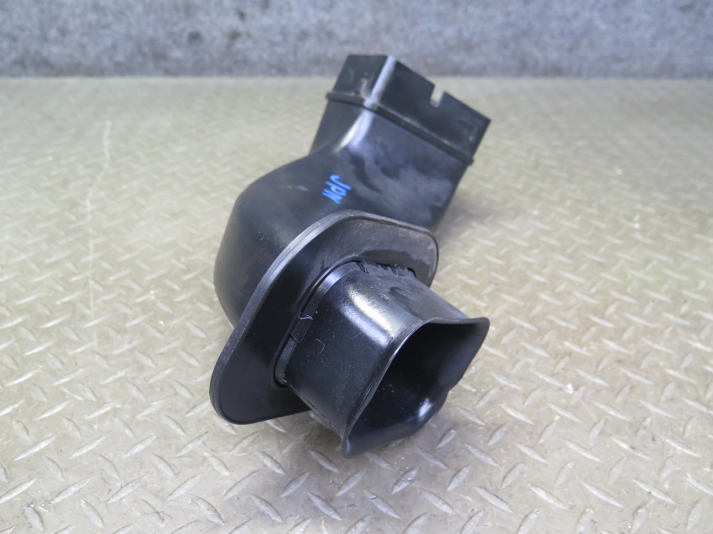 1999-2005 Porsche 911 Carrera 996 Air Intake Duct Tube Hose Line