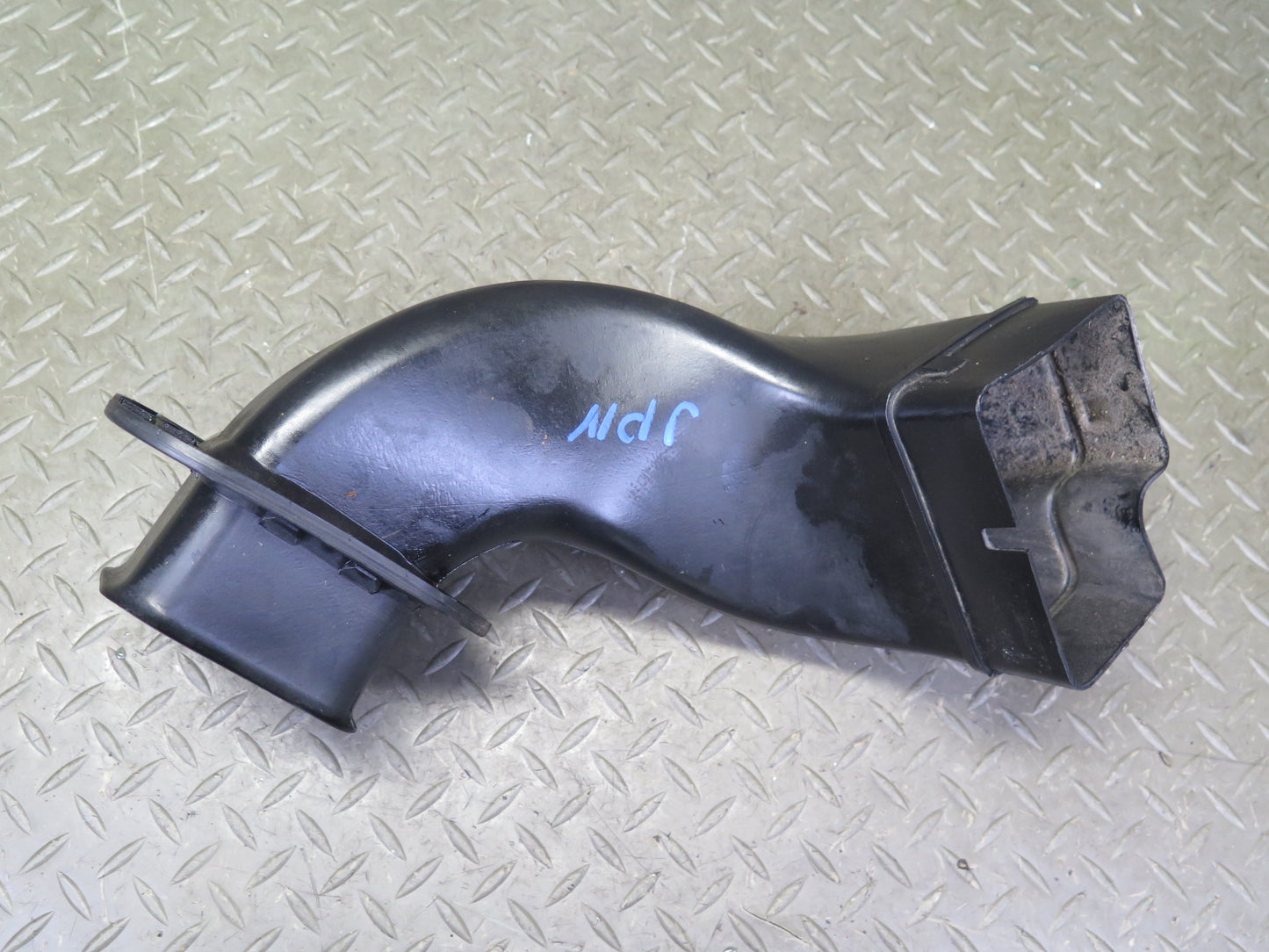 1999-2005 Porsche 911 Carrera 996 Air Intake Duct Tube Hose Line