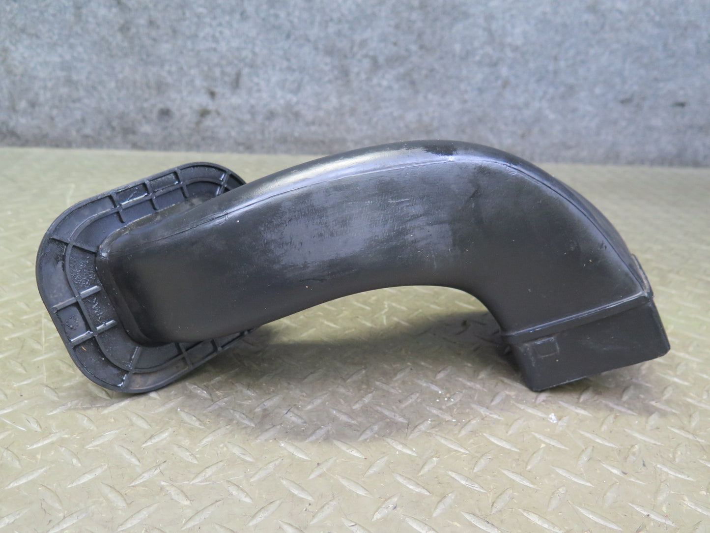 1999-2005 Porsche 911 Carrera 996 Air Intake Duct Tube Hose Line