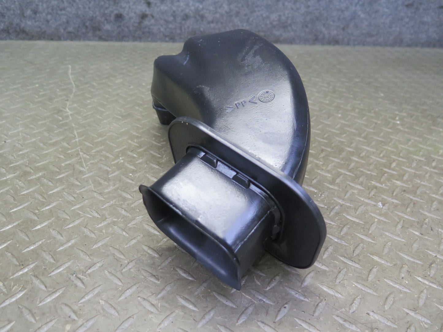 1999-2005 Porsche 911 Carrera 996 Air Intake Duct Tube Hose Line