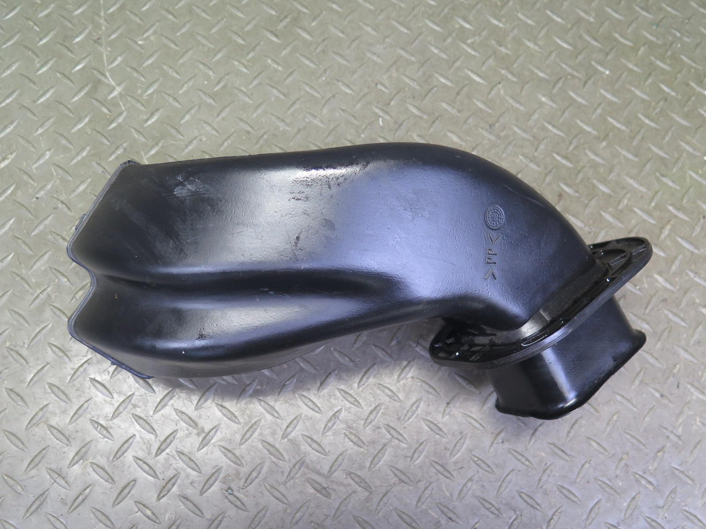 1999-2005 Porsche 911 Carrera 996 Air Intake Duct Tube Hose Line