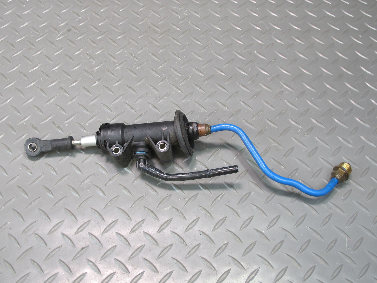 2002-2005 Porsche 911 996 Clutch Master Cylinder