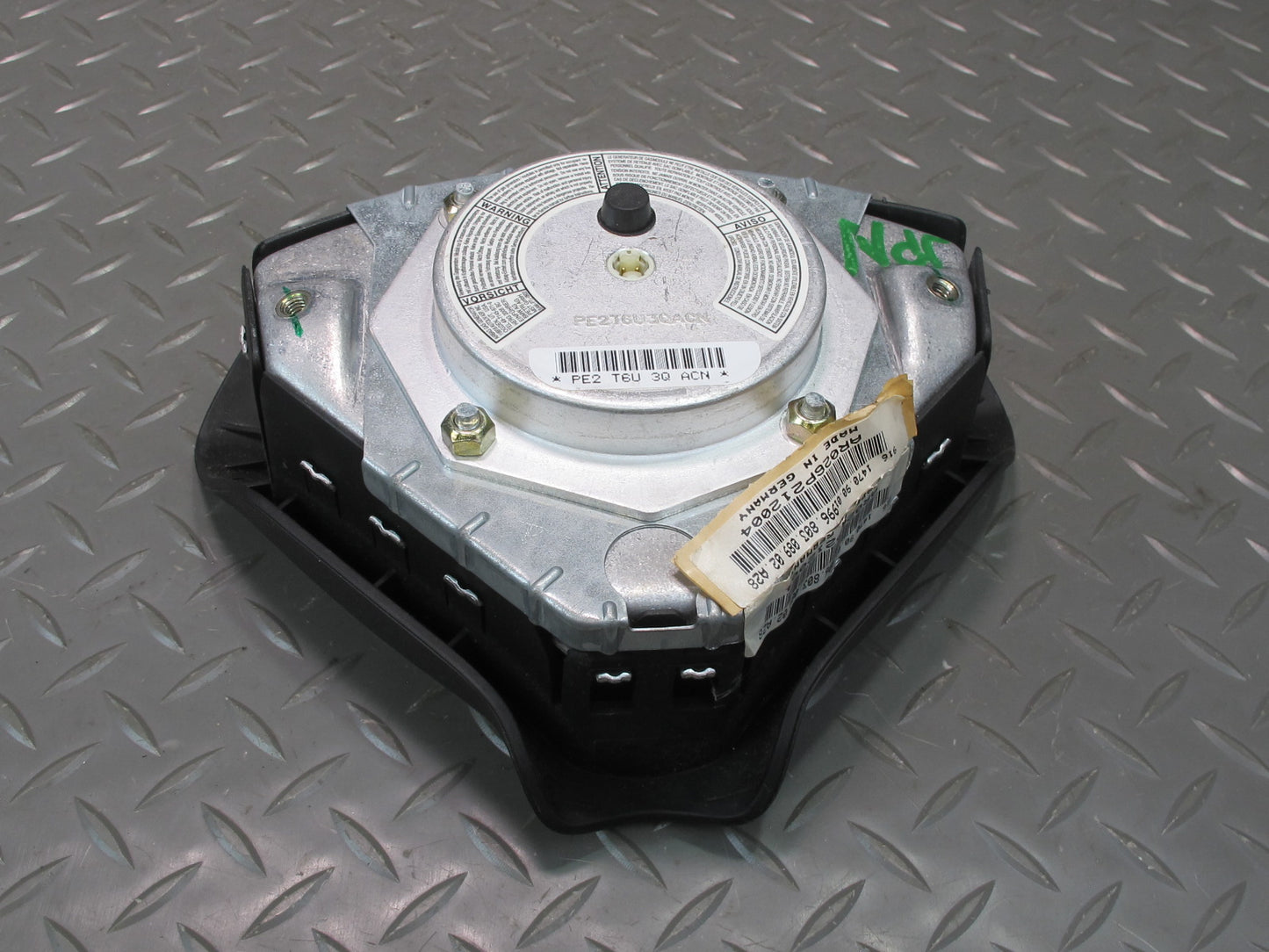 99-05 PORSCHE 911 CARRERA 996 FRONT LEFT DRIVER SIDE STEERING WHEEL SRS AIRBAG 99680308902 OEM