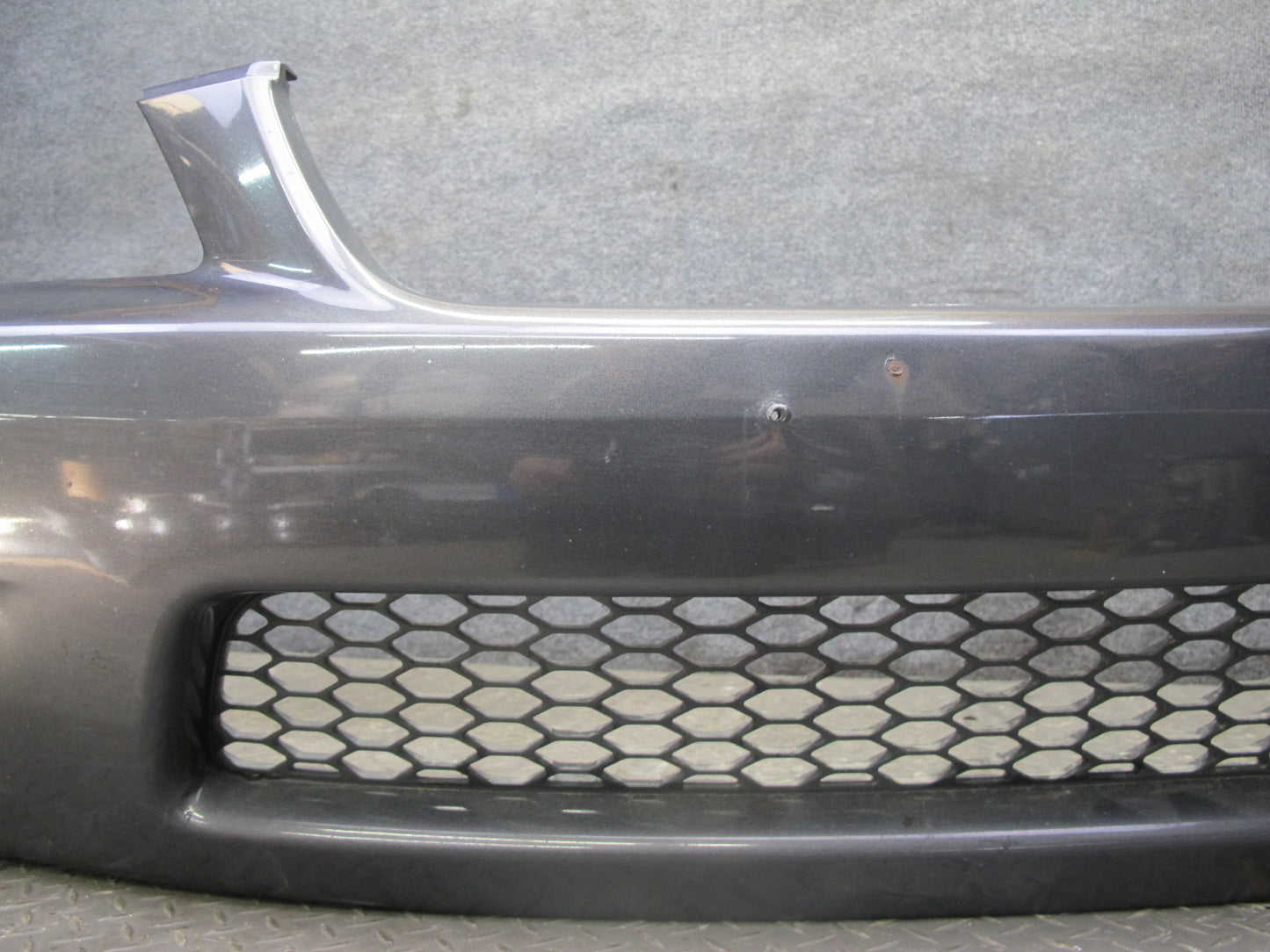 01-05 Lexus IS300 JCE10L Sedan Front Bumper Cover Graphite Gray OEM