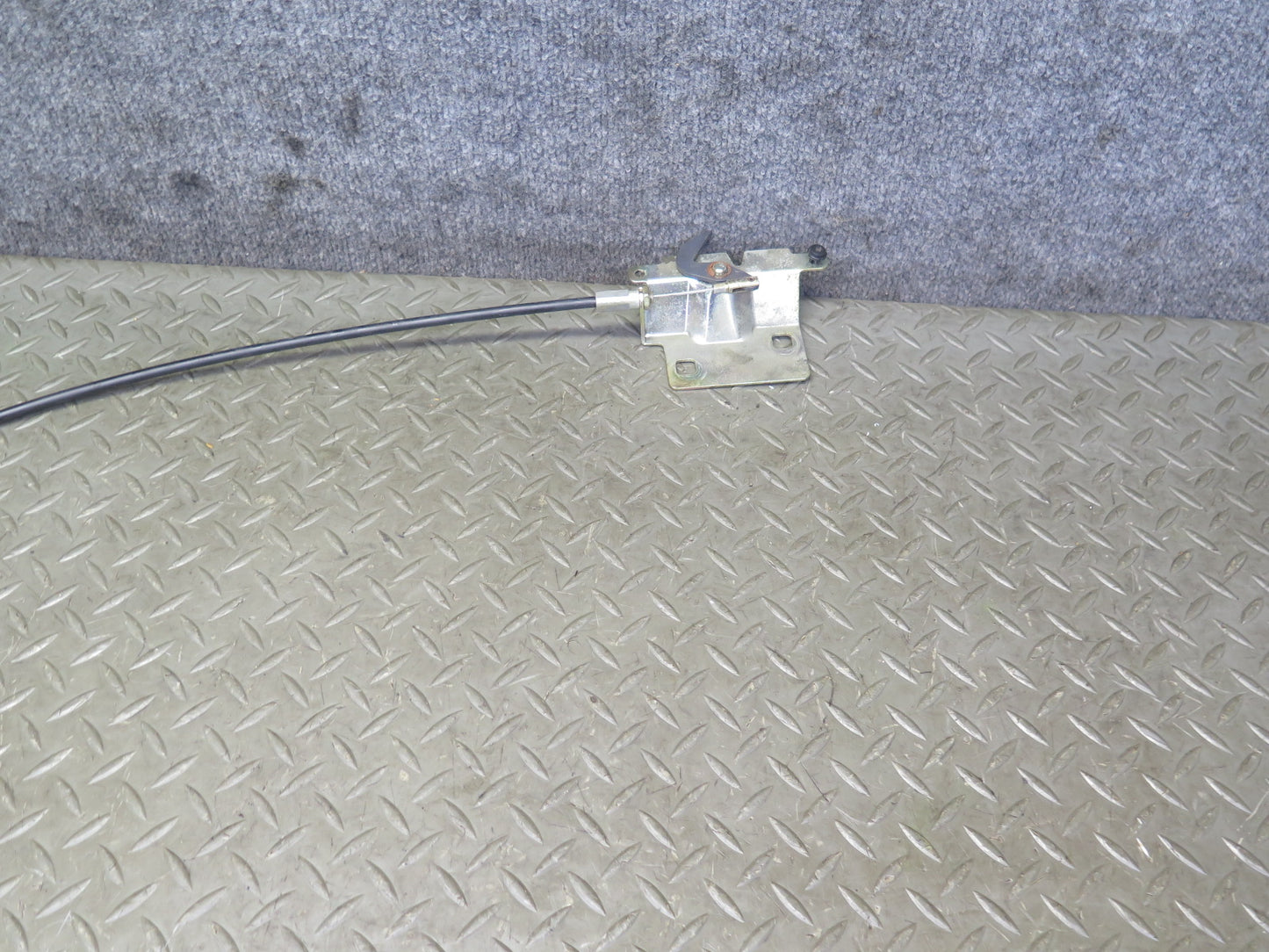 1999-2005 Porsche 911 Carrera 996 Convert TOP Roof Lock Latch Drive Motor Assy