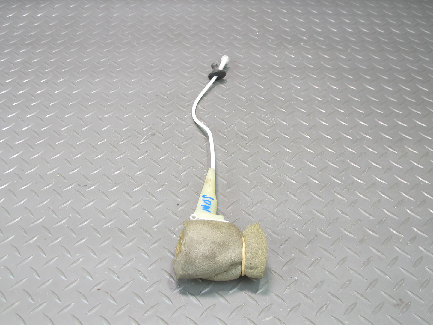 1999-2005 Porsche 911 Carrera 996 Front Hood Lock Latch Actuator