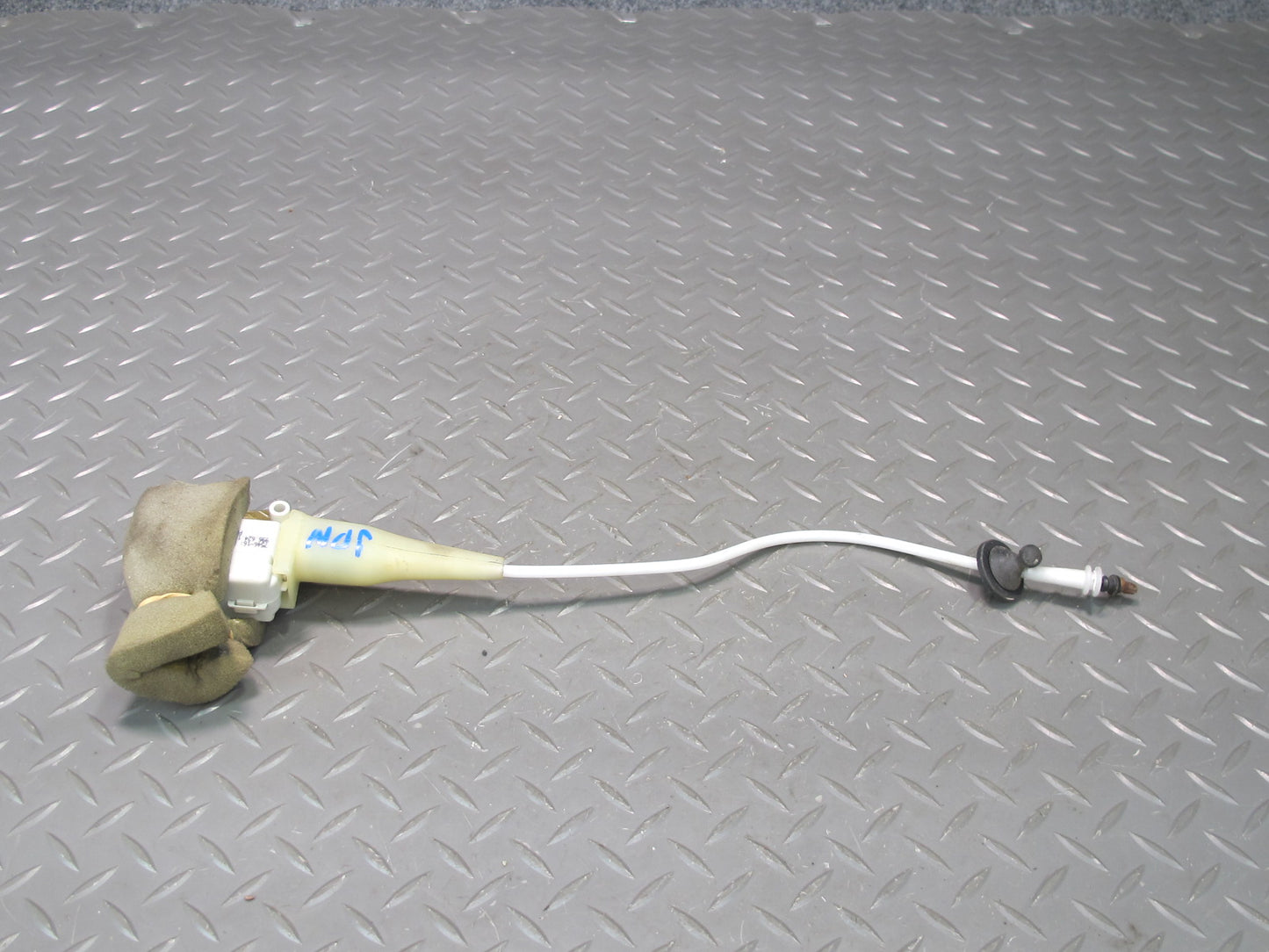 1999-2005 Porsche 911 Carrera 996 Front Hood Lock Latch Actuator