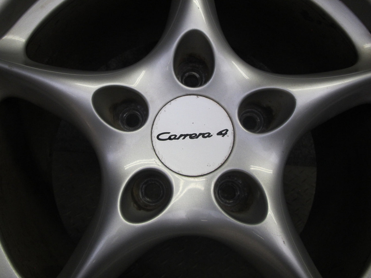 2002-2005 Porsche 911 996 Rear Factory R18 18" Alloy Wheel Rim 18x10J ET65