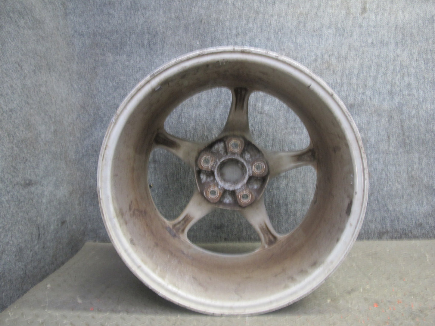 2002-2005 Porsche 911 996 Rear Factory R18 18" Alloy Wheel Rim 18x10J ET65