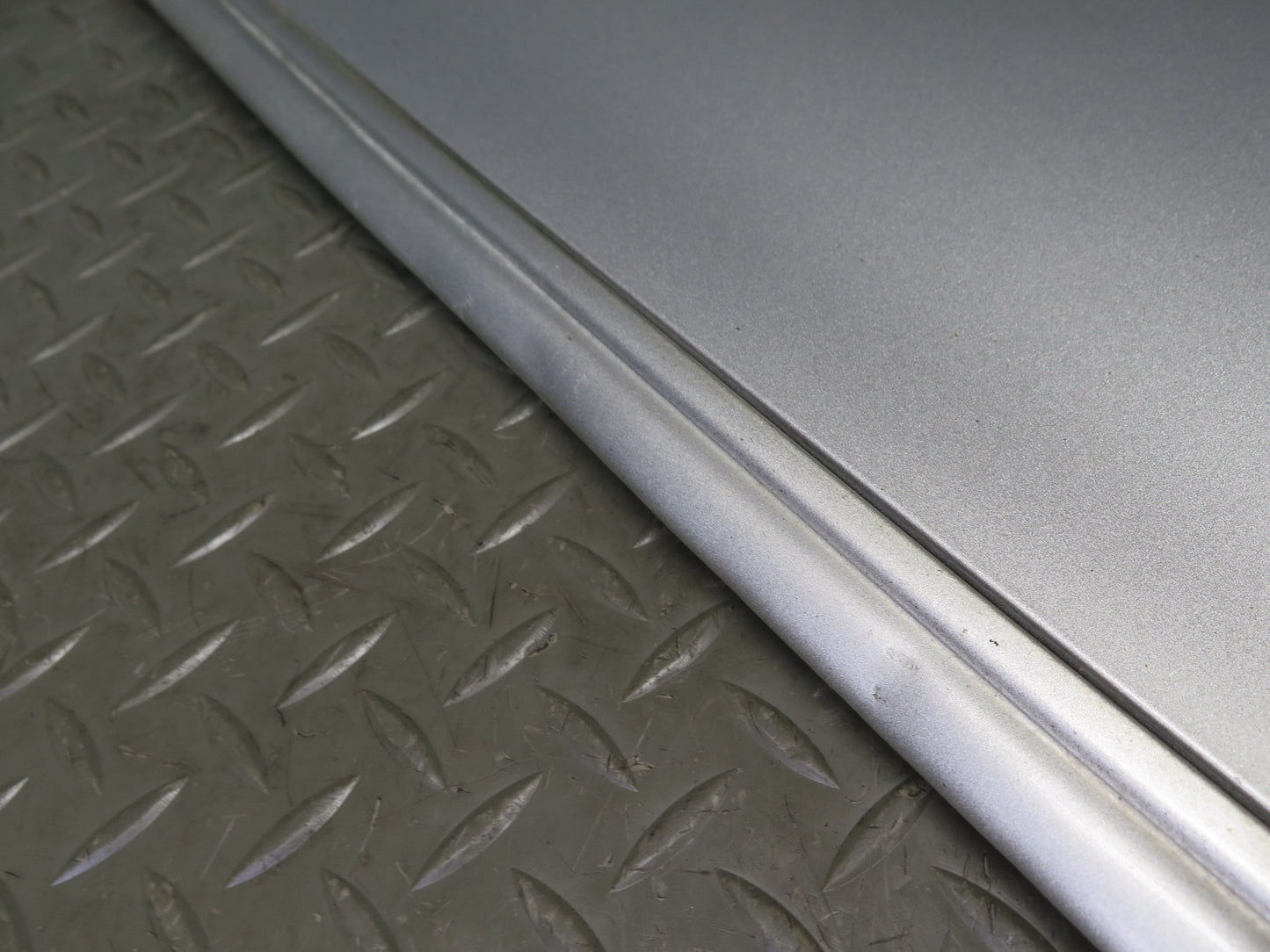 98-05 Lexus GS400 GS430 GS300 Set of 2 Front & Rear Right Door Moulding Trim OEM