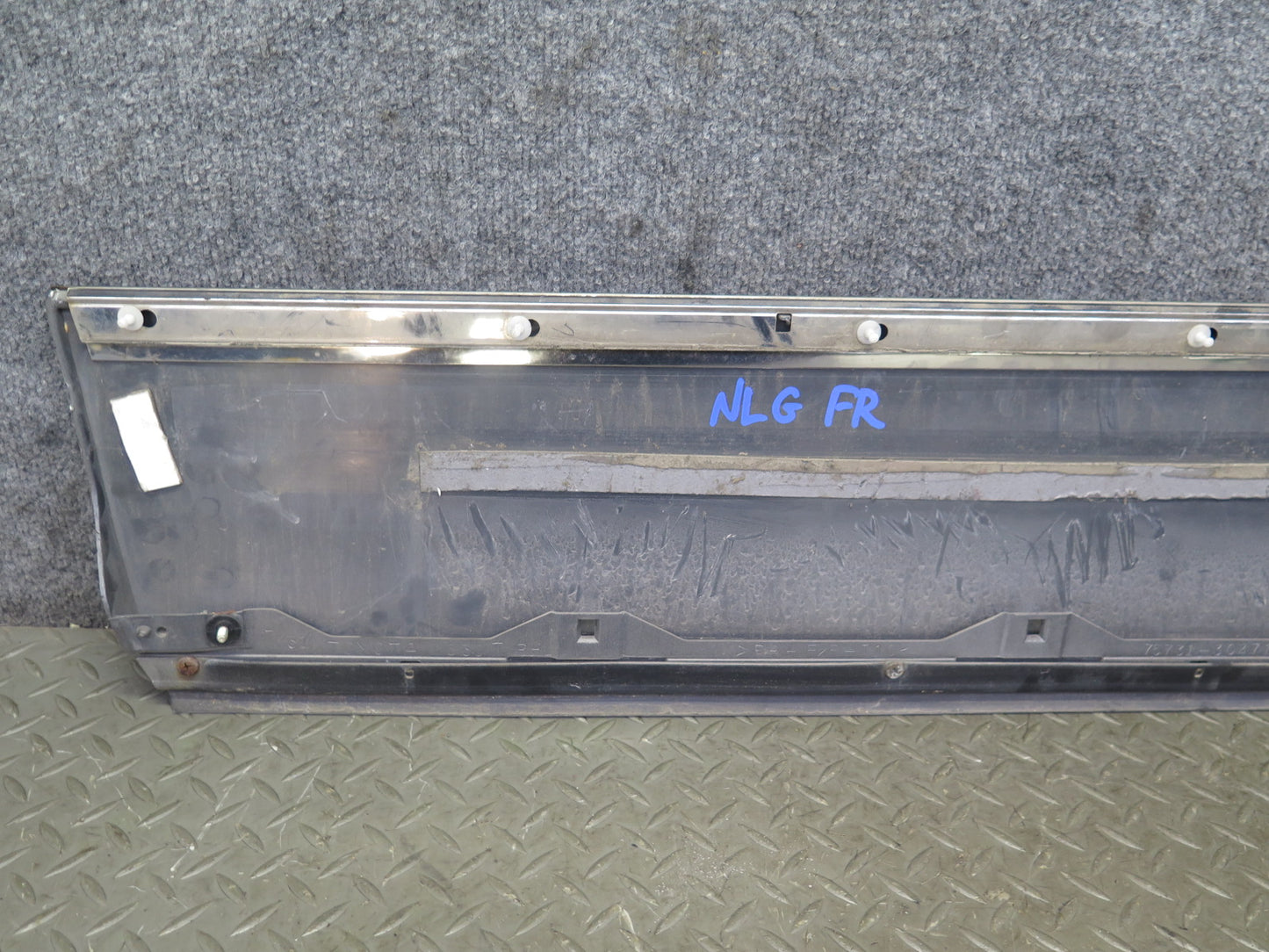 98-05 Lexus GS400 GS430 GS300 Set of 2 Front & Rear Right Door Moulding Trim OEM