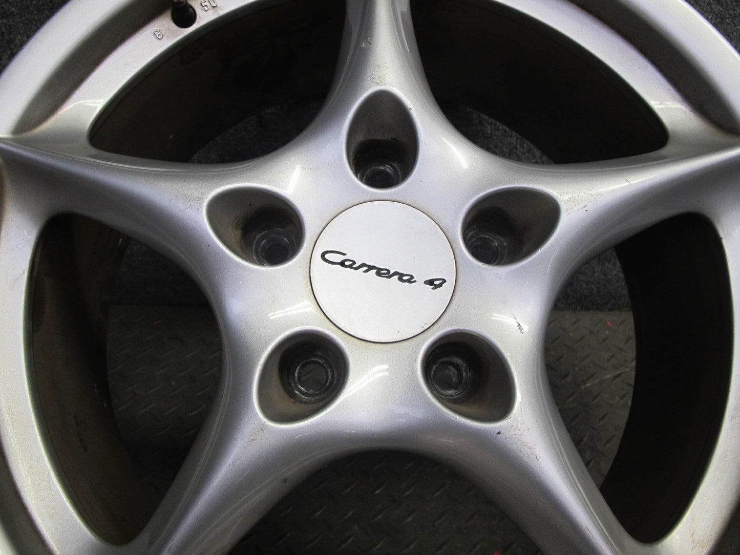 2002-2005 Porsche 911 996 Front Factory R18 18" Alloy Wheel Rim 18x8J ET50