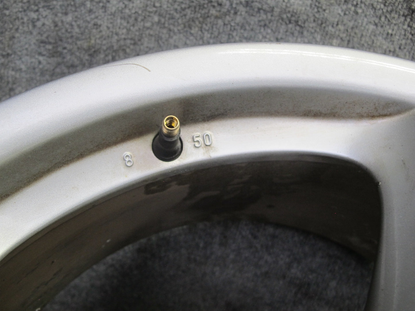 2002-2005 Porsche 911 996 Front Factory R18 18" Alloy Wheel Rim 18x8J ET50