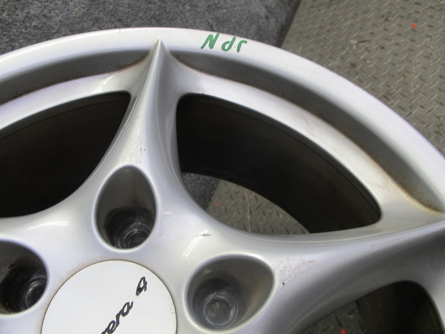 2002-2005 Porsche 911 996 Front Factory R18 18" Alloy Wheel Rim 18x8J ET50