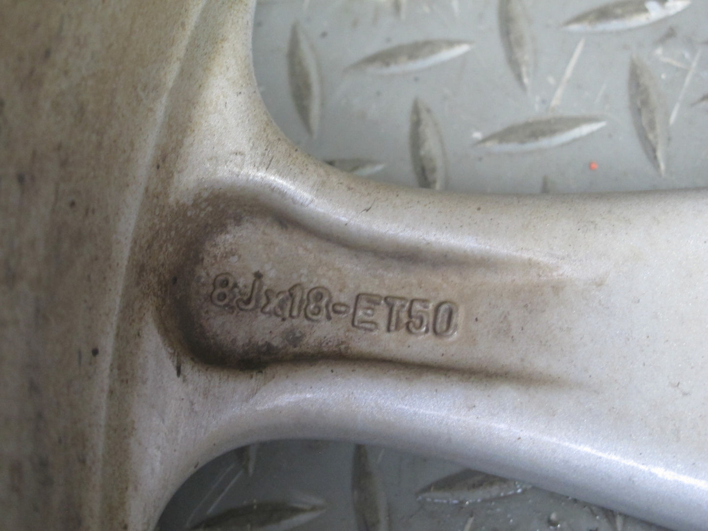 2002-2005 Porsche 911 996 Front Factory R18 18" Alloy Wheel Rim 18x8J ET50