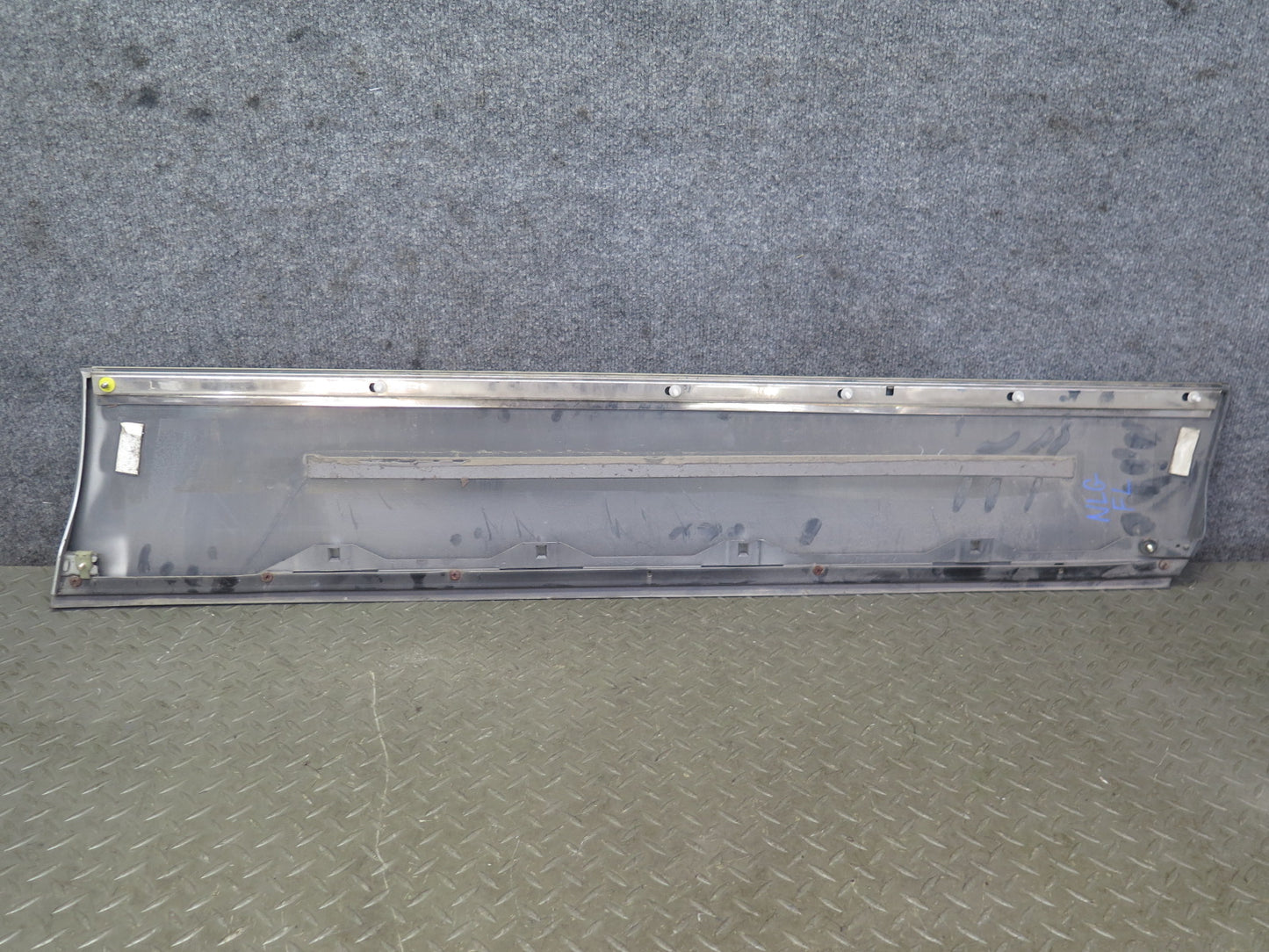 98-05 Lexus GS400 GS430 GS300 Set of 2 Front & Rear Left Door Moulding Trim OEM