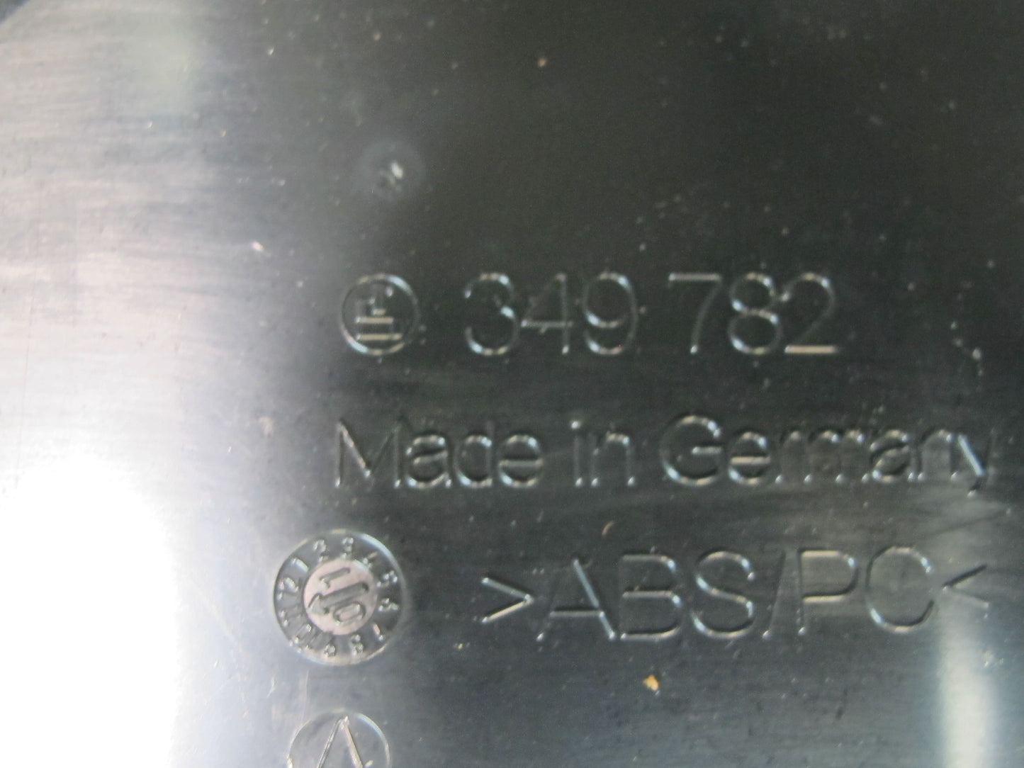 1999-2005 Porsche 911 996 Convertible Bose Subwoofer Speaker Box 99664556700