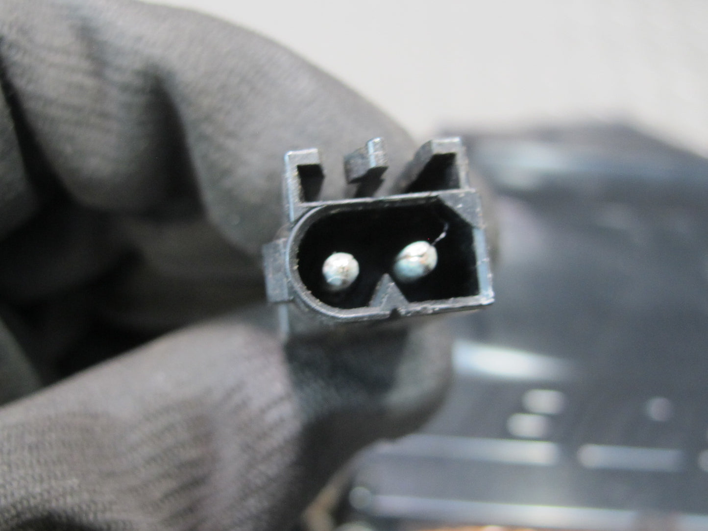 1999-2005 Porsche 911 996 Convertible Bose Subwoofer Speaker Box 99664556700