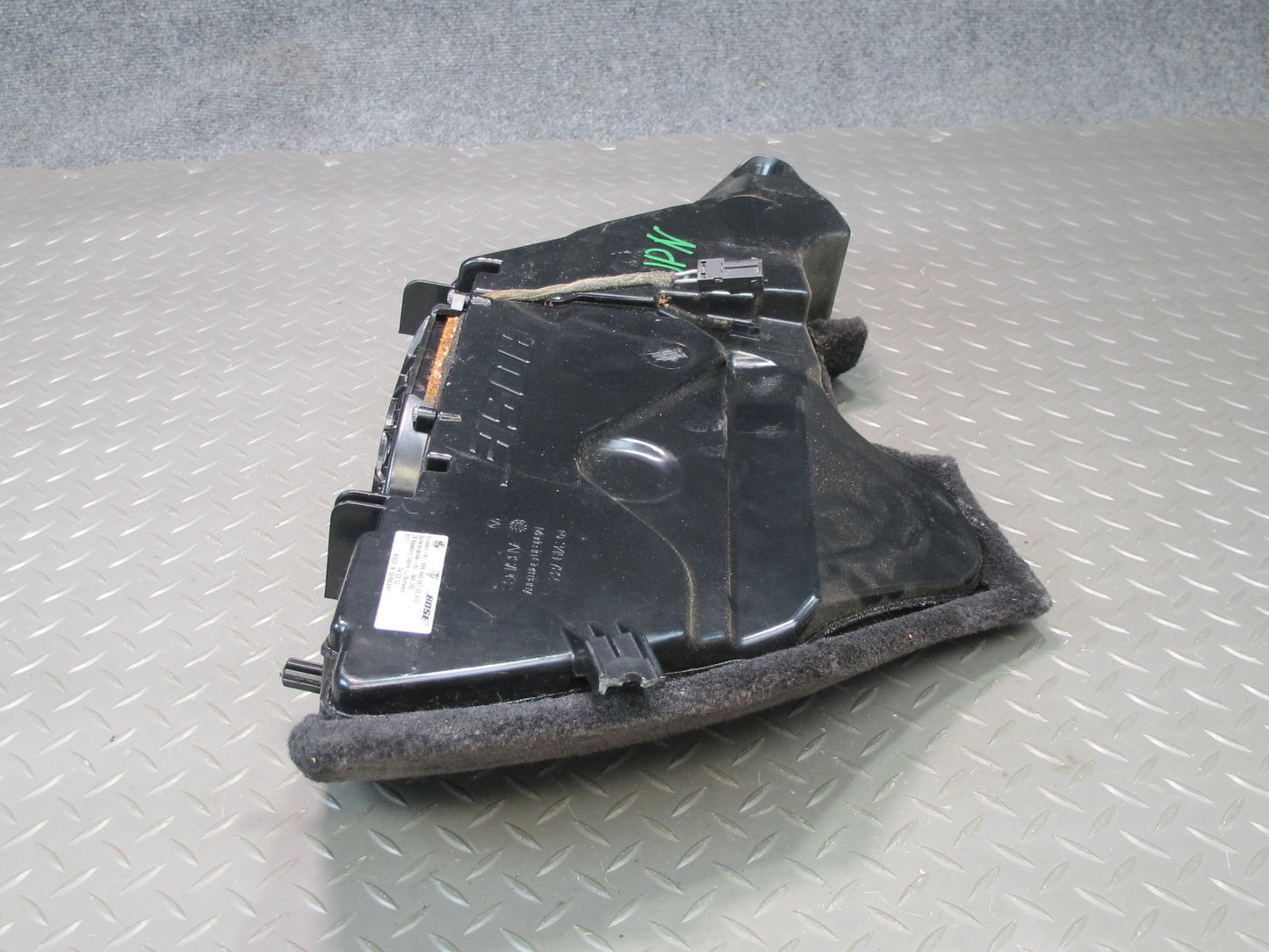 1999-2005 Porsche 911 996 Convertible Bose Subwoofer Speaker Box 99664556700