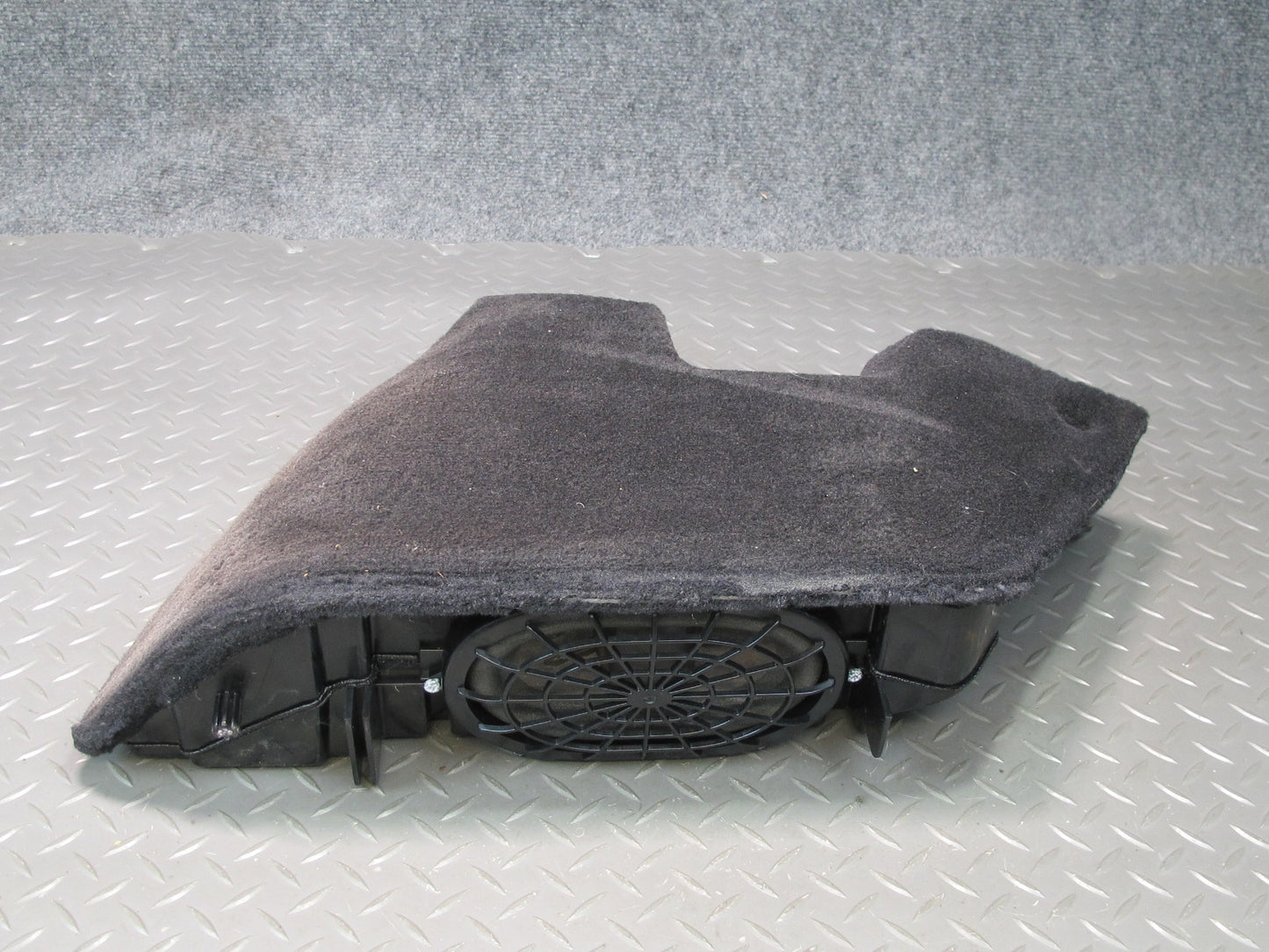 1999-2005 Porsche 911 996 Convertible Bose Subwoofer Speaker Box 99664556700