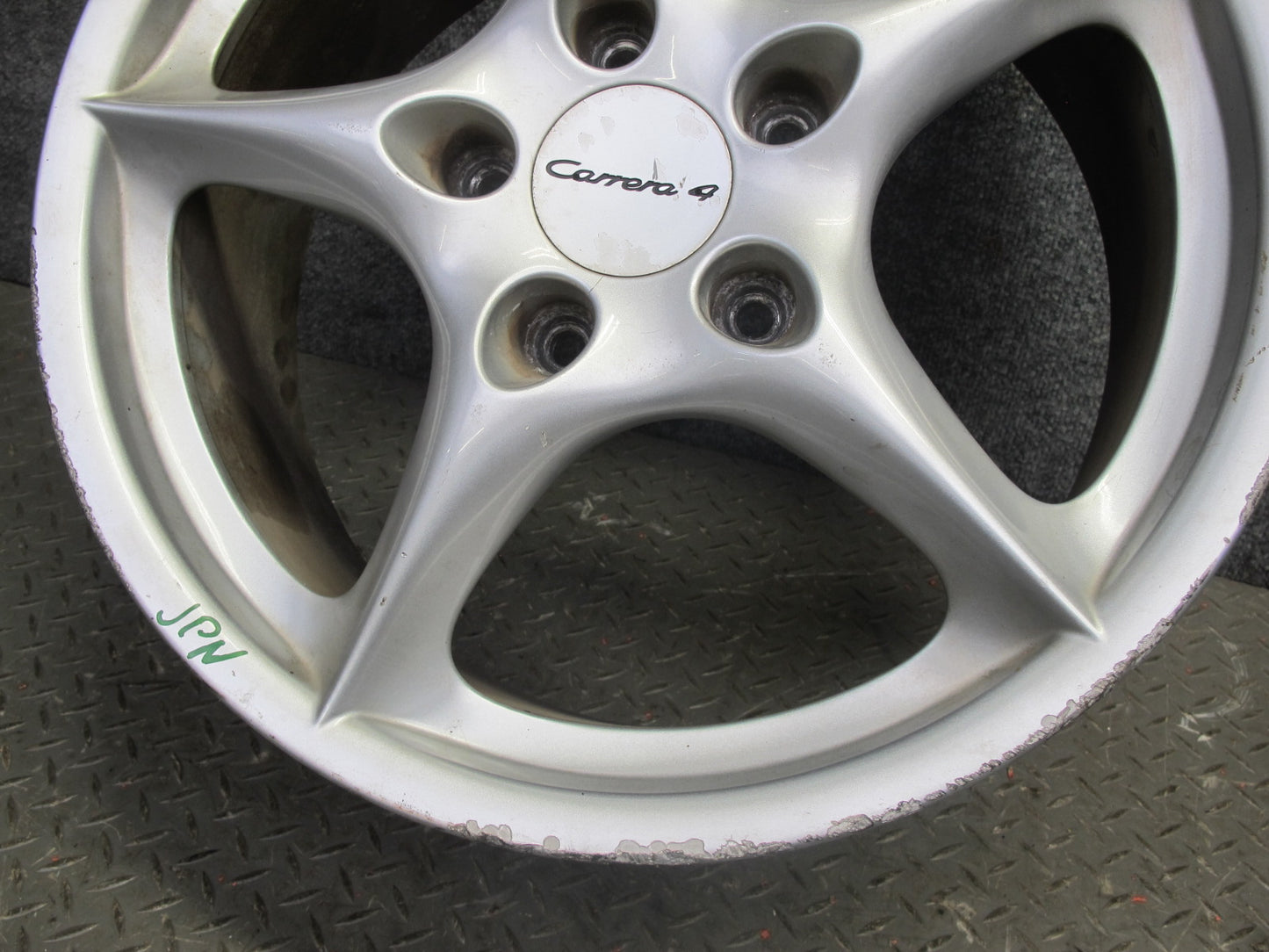 2002-2005 Porsche 911 996 Front Factory R18 18" Alloy Wheel Rim 18x8J ET50