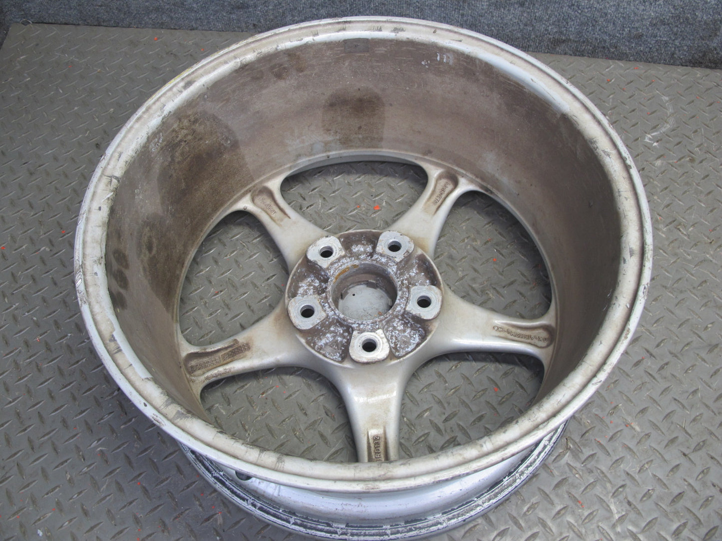 2002-2005 Porsche 911 996 Front Factory R18 18" Alloy Wheel Rim 18x8J ET50