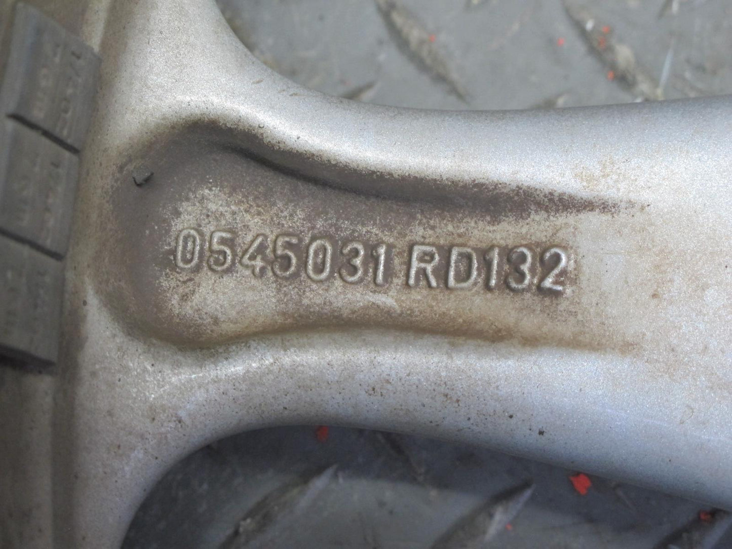 2002-2005 Porsche 911 996 Front Factory R18 18" Alloy Wheel Rim 18x8J ET50