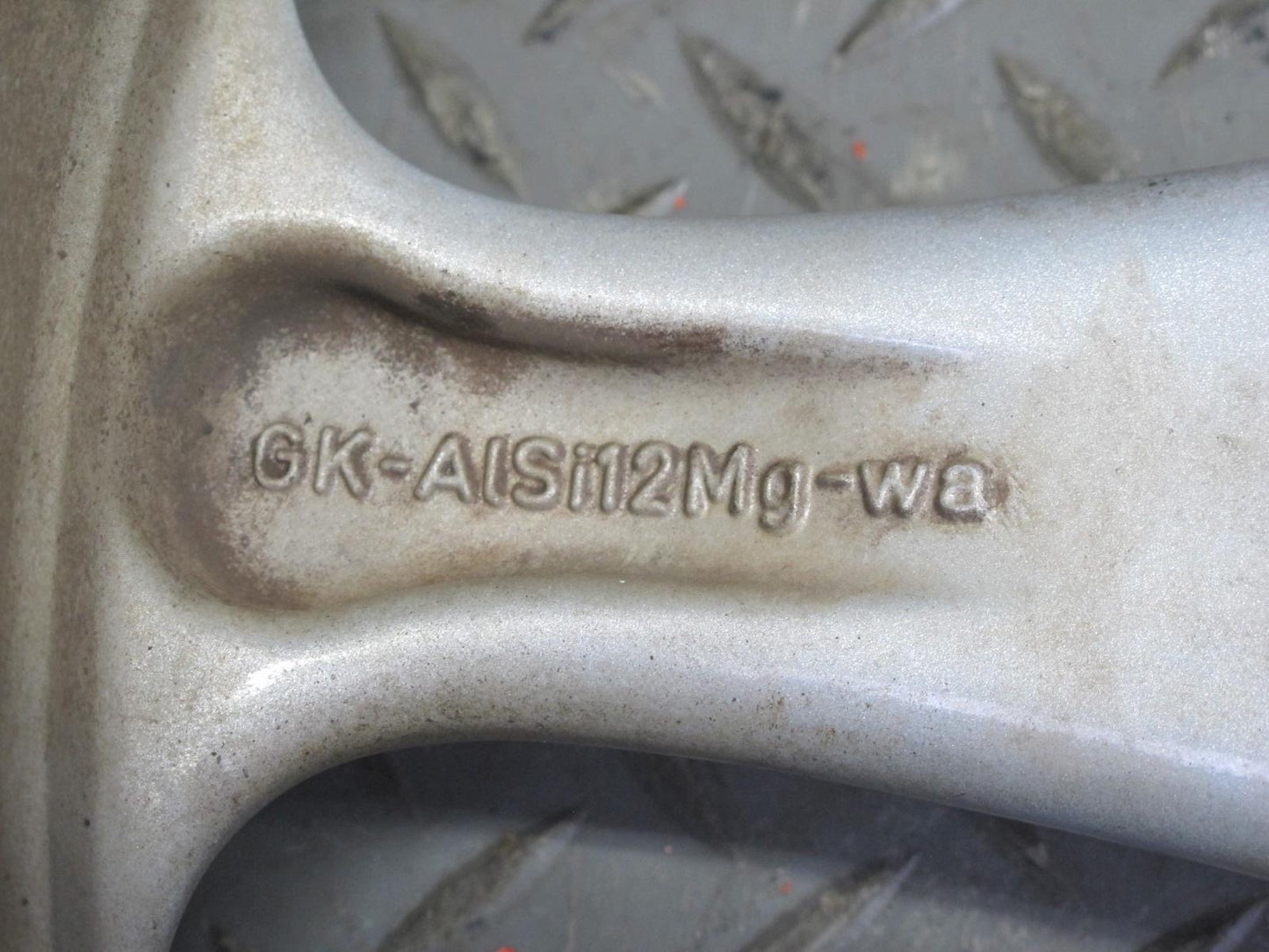 2002-2005 Porsche 911 996 Front Factory R18 18" Alloy Wheel Rim 18x8J ET50