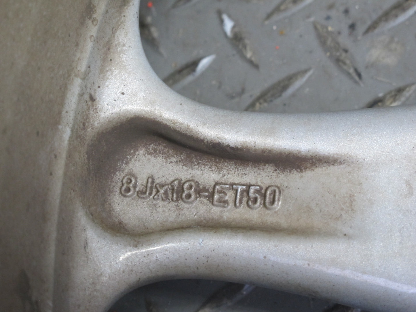 2002-2005 Porsche 911 996 Front Factory R18 18" Alloy Wheel Rim 18x8J ET50