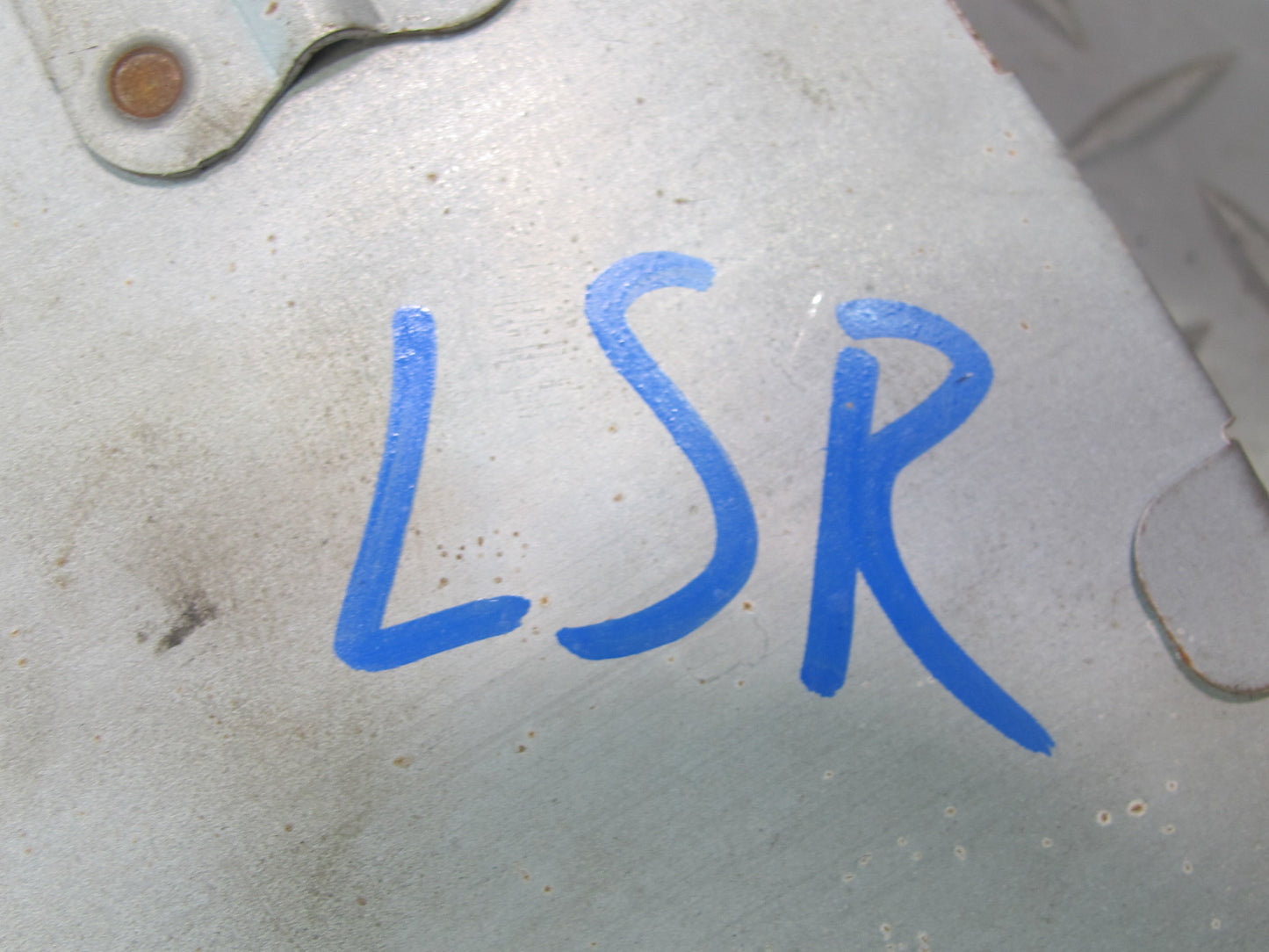 98-99 Lexus UCF20L LS400 Front Left Seat Control Module 89710-50100 OEM