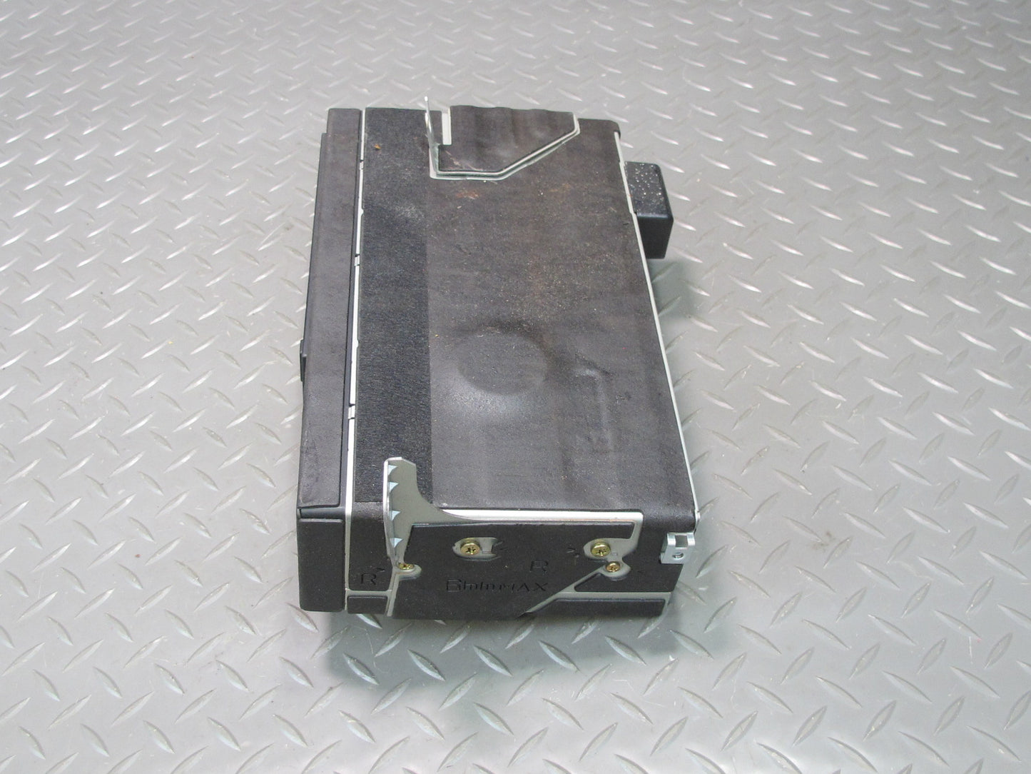 98-00 Lexus LS400 Pioneer CD Changer Player NO Magazine 86270-50130 OEM