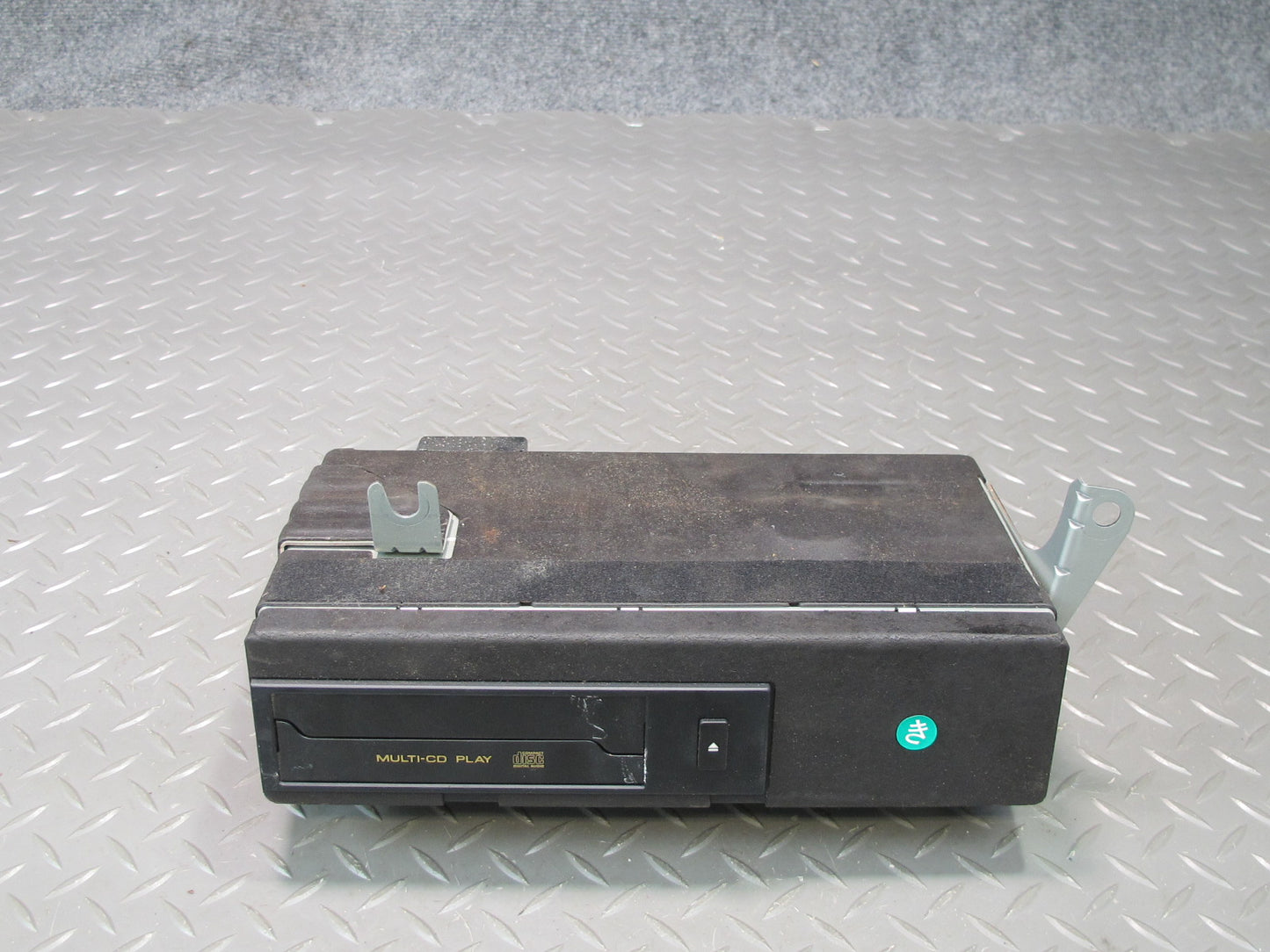 98-00 Lexus LS400 Pioneer CD Changer Player NO Magazine 86270-50130 OEM