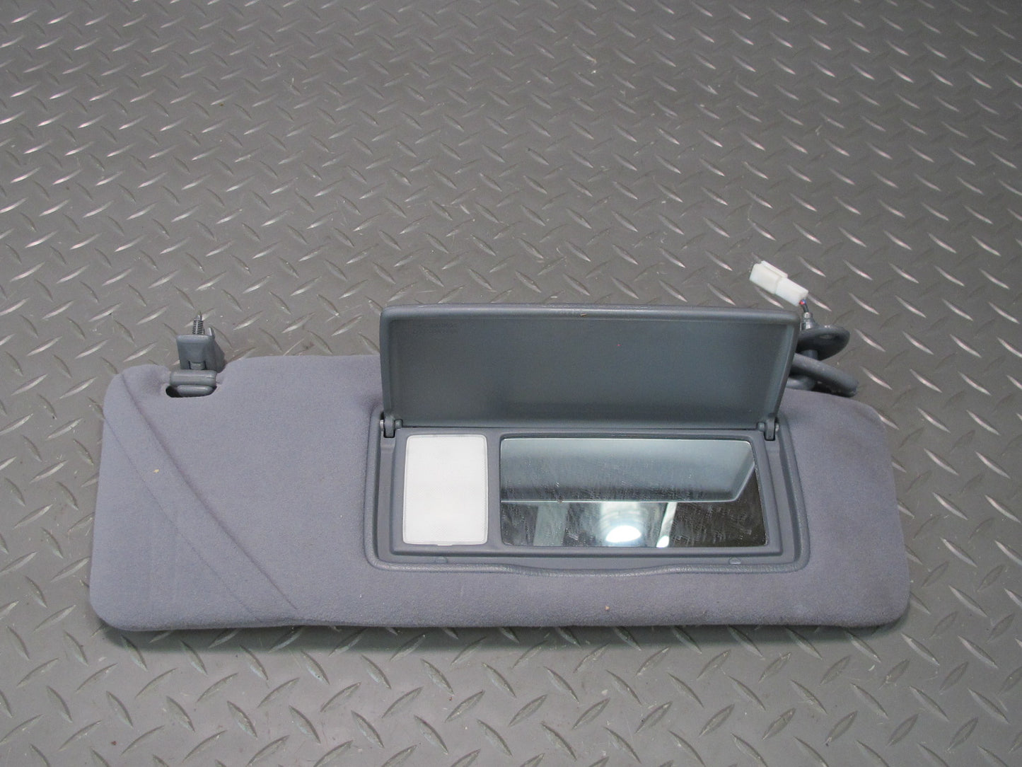 98-00 Lexus UCF20L LS400 Set of 2 Front Left & Right Sun Visor OEM