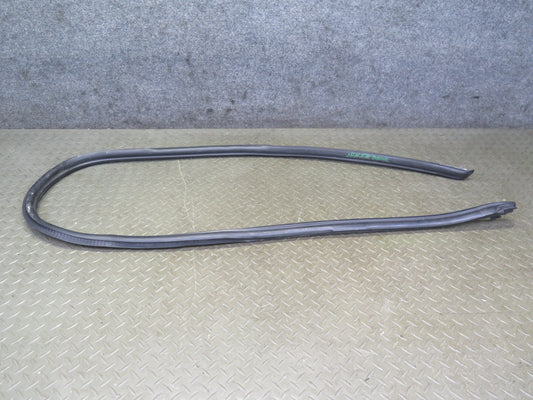 1999-2005 Porsche 911 996 Convertble Right Door Weatherstrip Rubber Seal Gasket