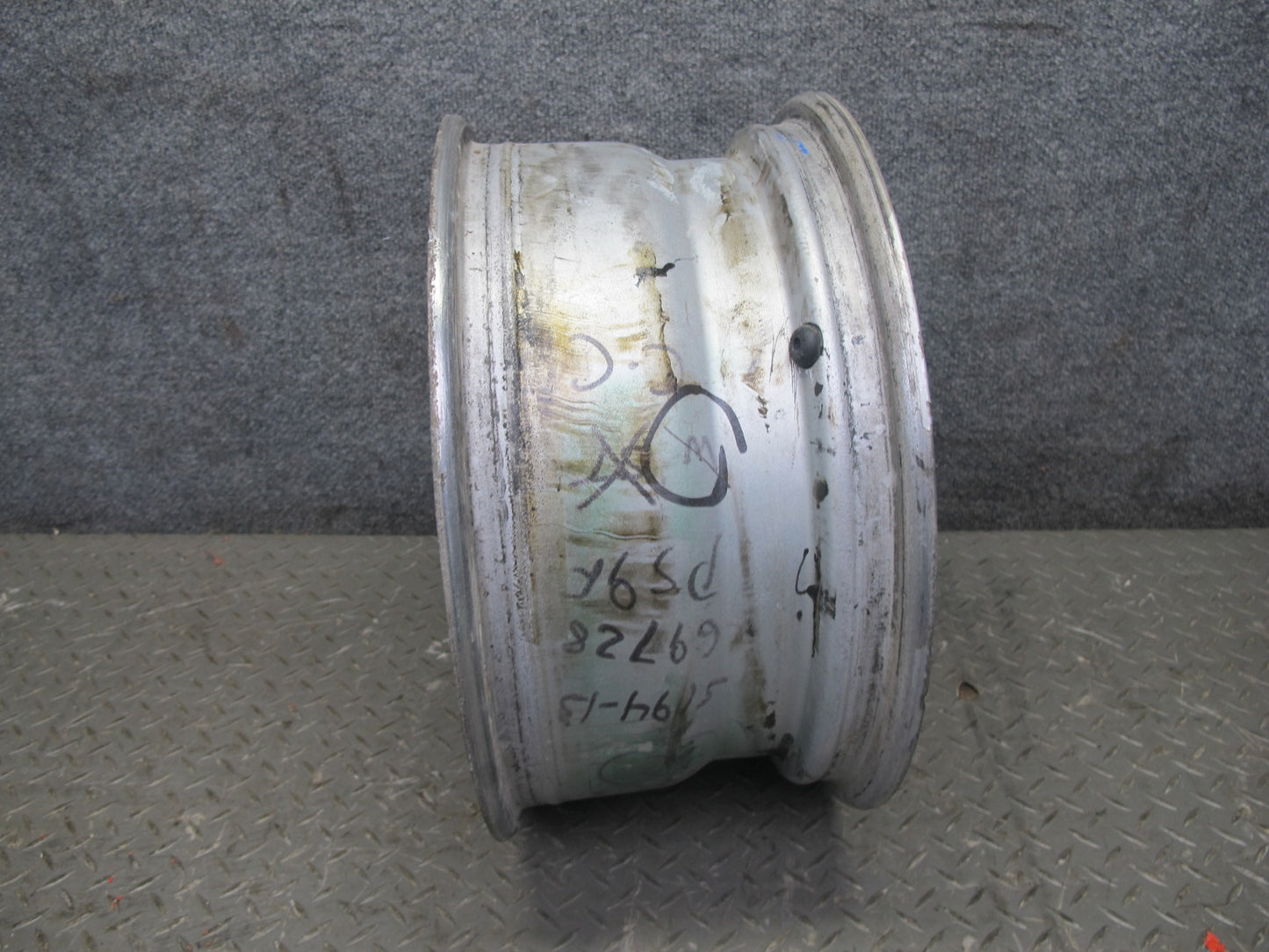 99-03 VW Eurovan T4 Factory R15" Alloy Wheel Rim 15x7J ET46 OEM