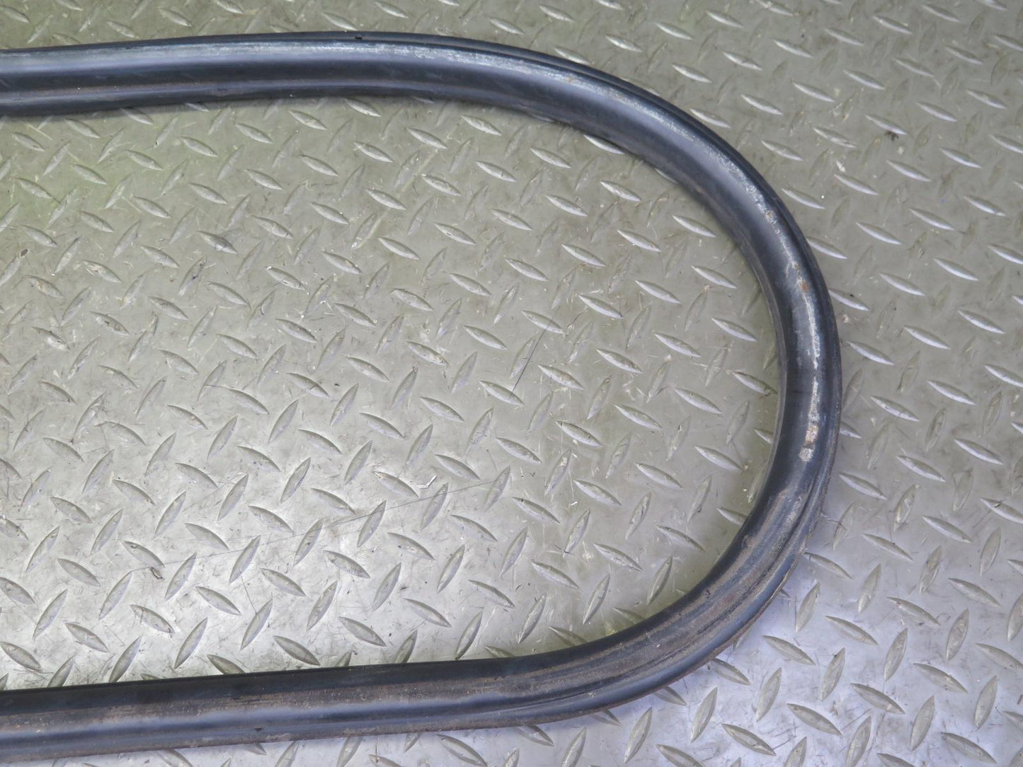 1999-2005 Porsche 911 996 Convertble Left Door Weatherstrip Rubber Seal Gasket